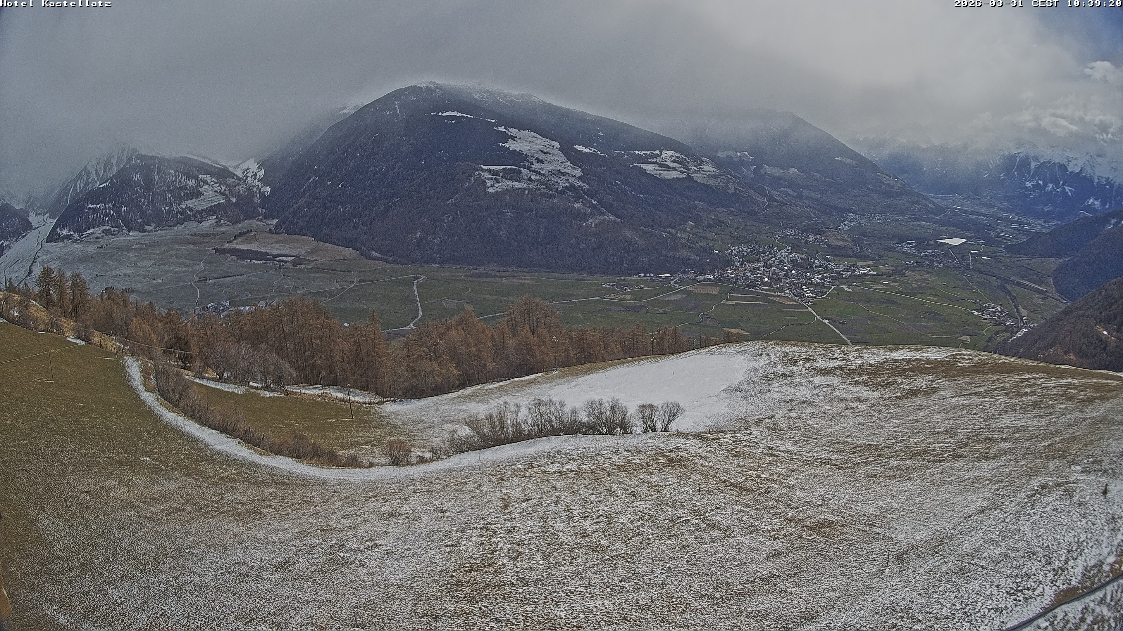 Archiv Foto Webcam Ausblick Kastellatz - Mals