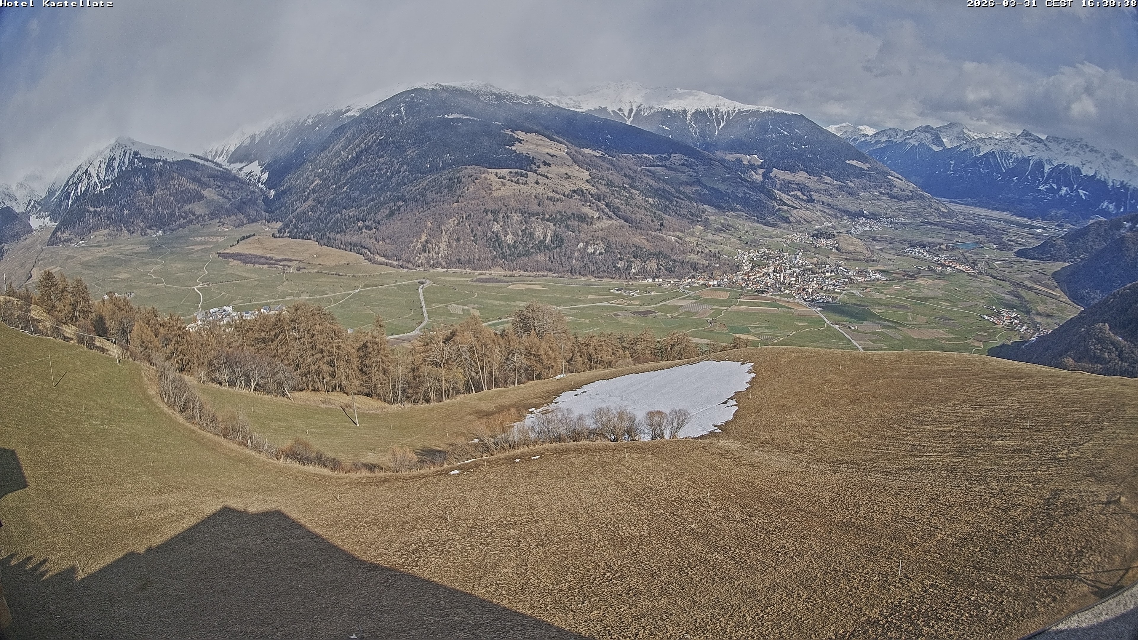 Archiv Foto Webcam Ausblick Kastellatz - Mals