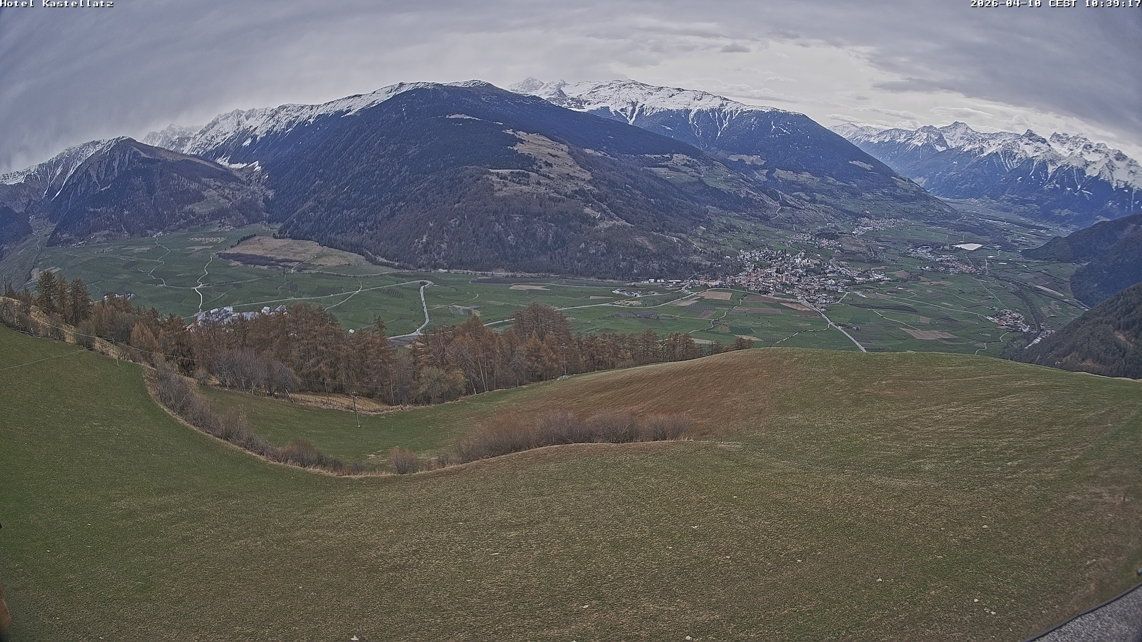 Archiv Foto Webcam Ausblick Kastellatz - Mals