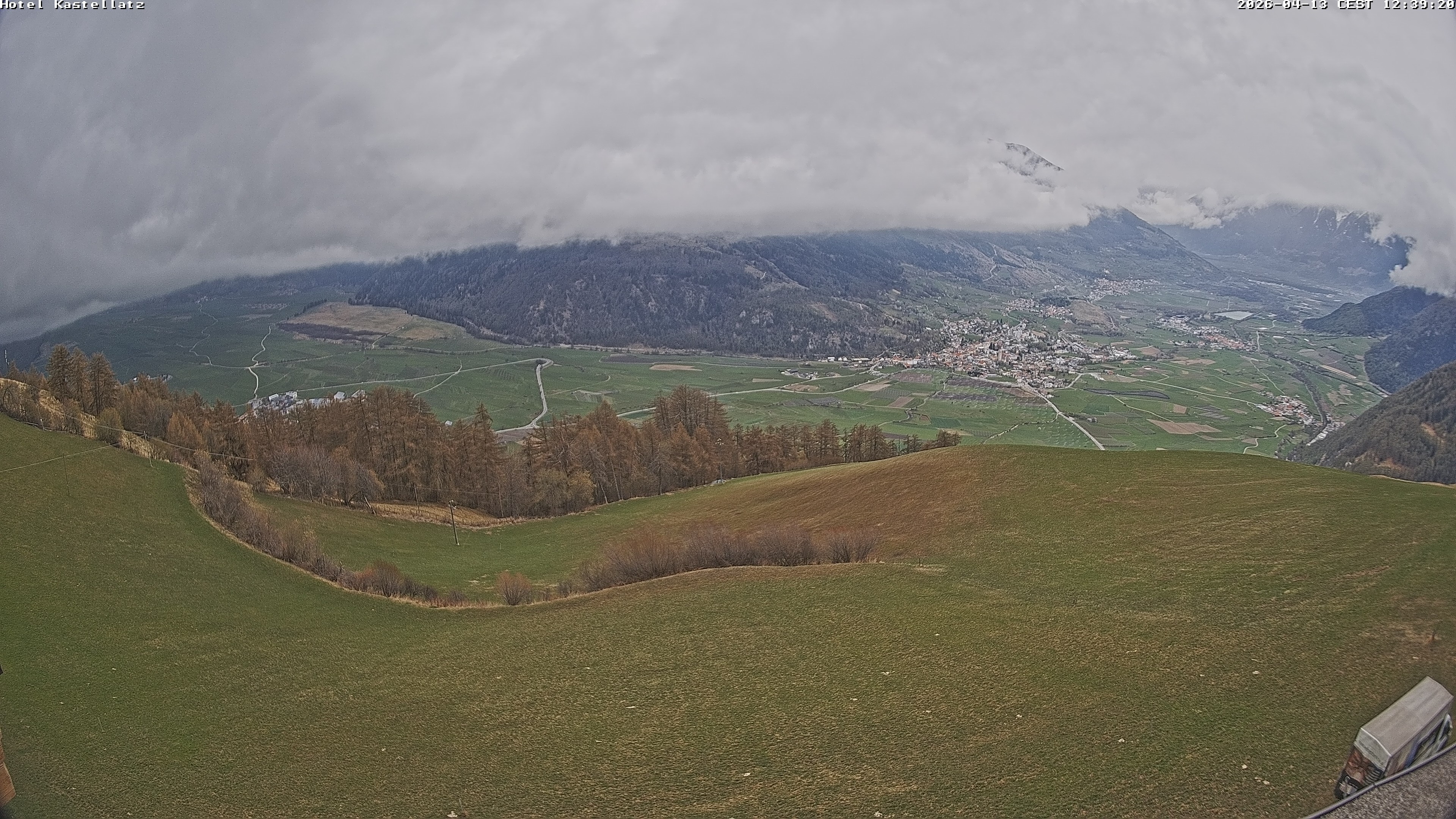 Archiv Foto Webcam Ausblick Kastellatz - Mals