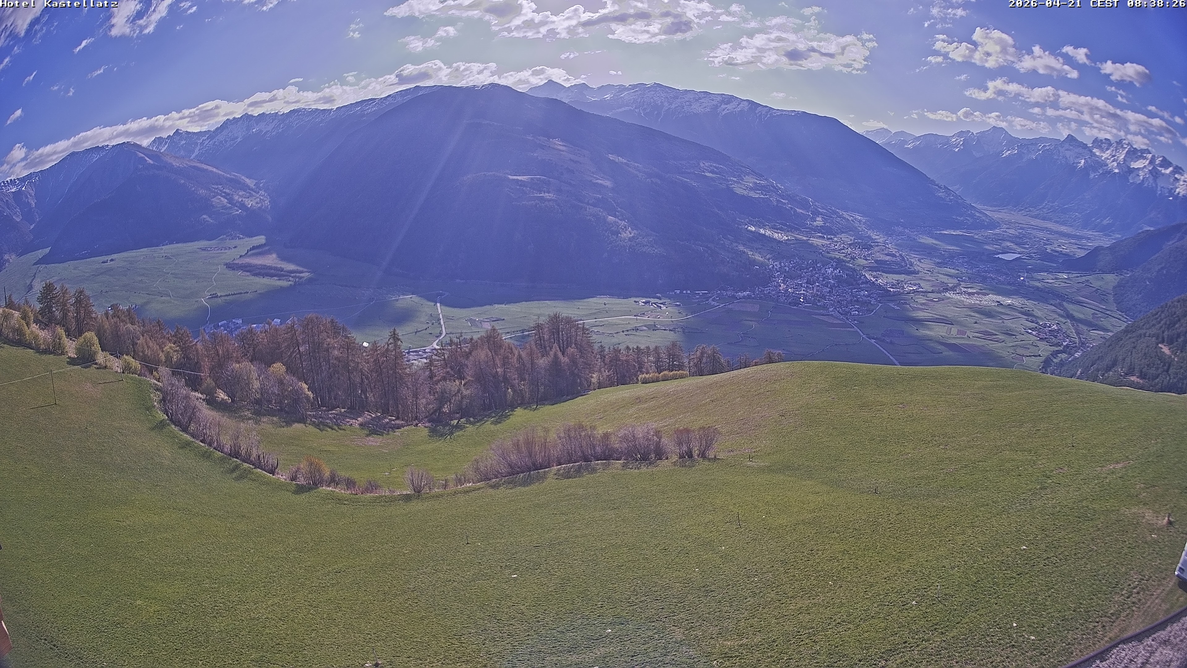 Archiv Foto Webcam Ausblick Kastellatz - Mals