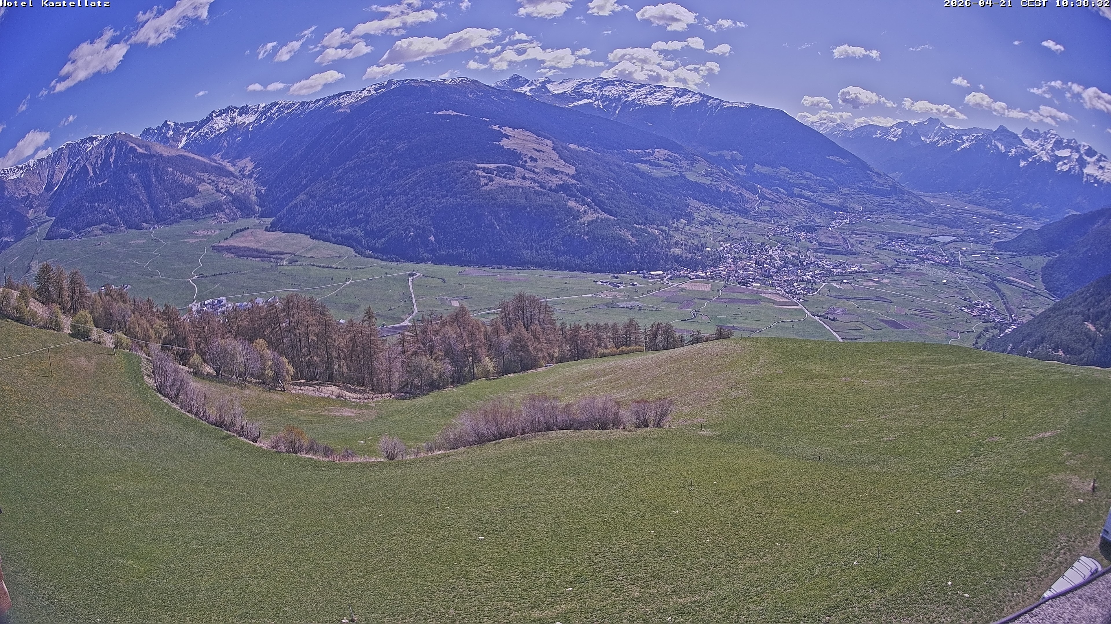 Archiv Foto Webcam Ausblick Kastellatz - Mals