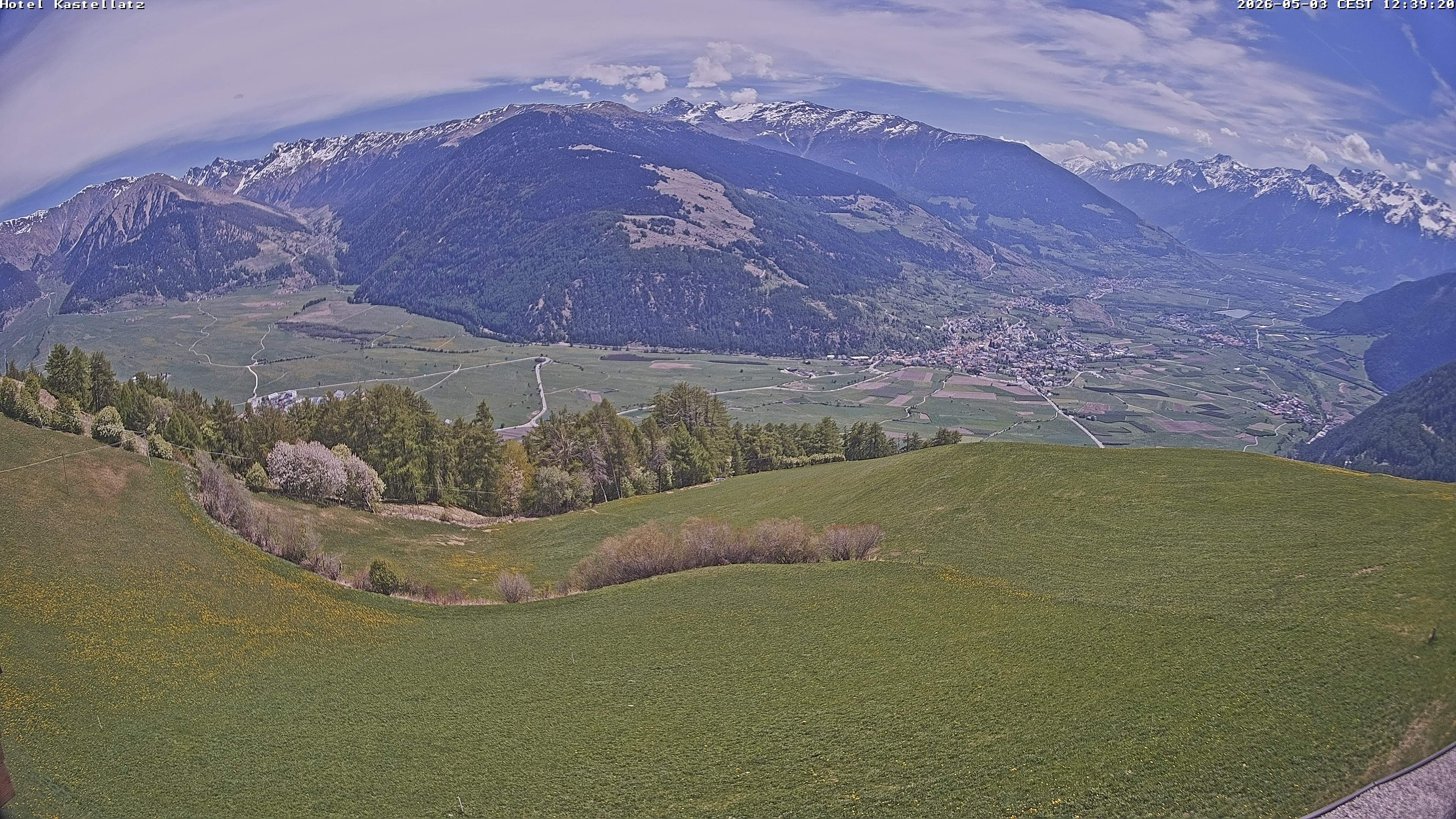 Archiv Foto Webcam Ausblick Kastellatz - Mals