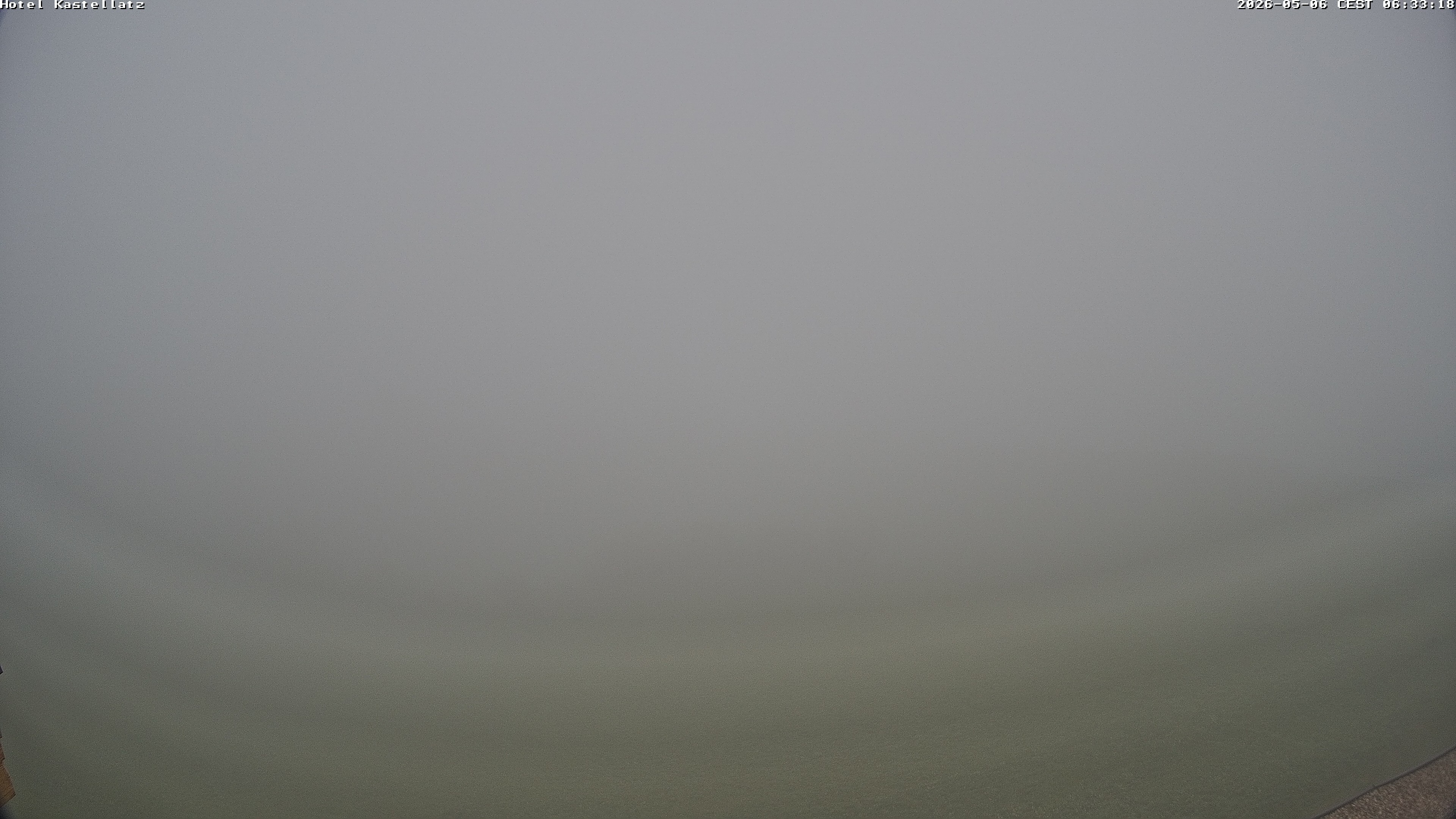 Archiv Foto Webcam Ausblick Kastellatz - Mals
