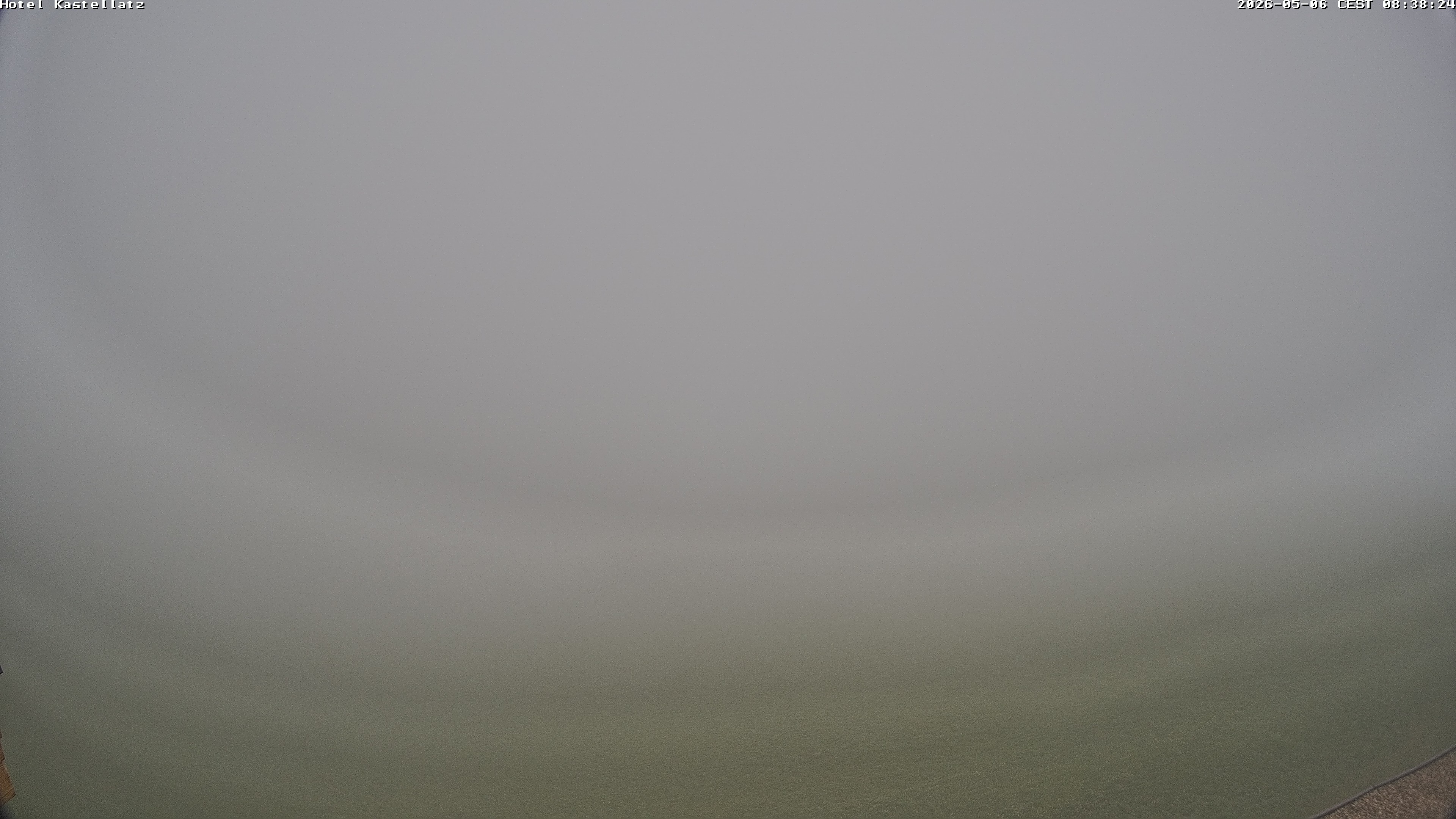 Archiv Foto Webcam Ausblick Kastellatz - Mals
