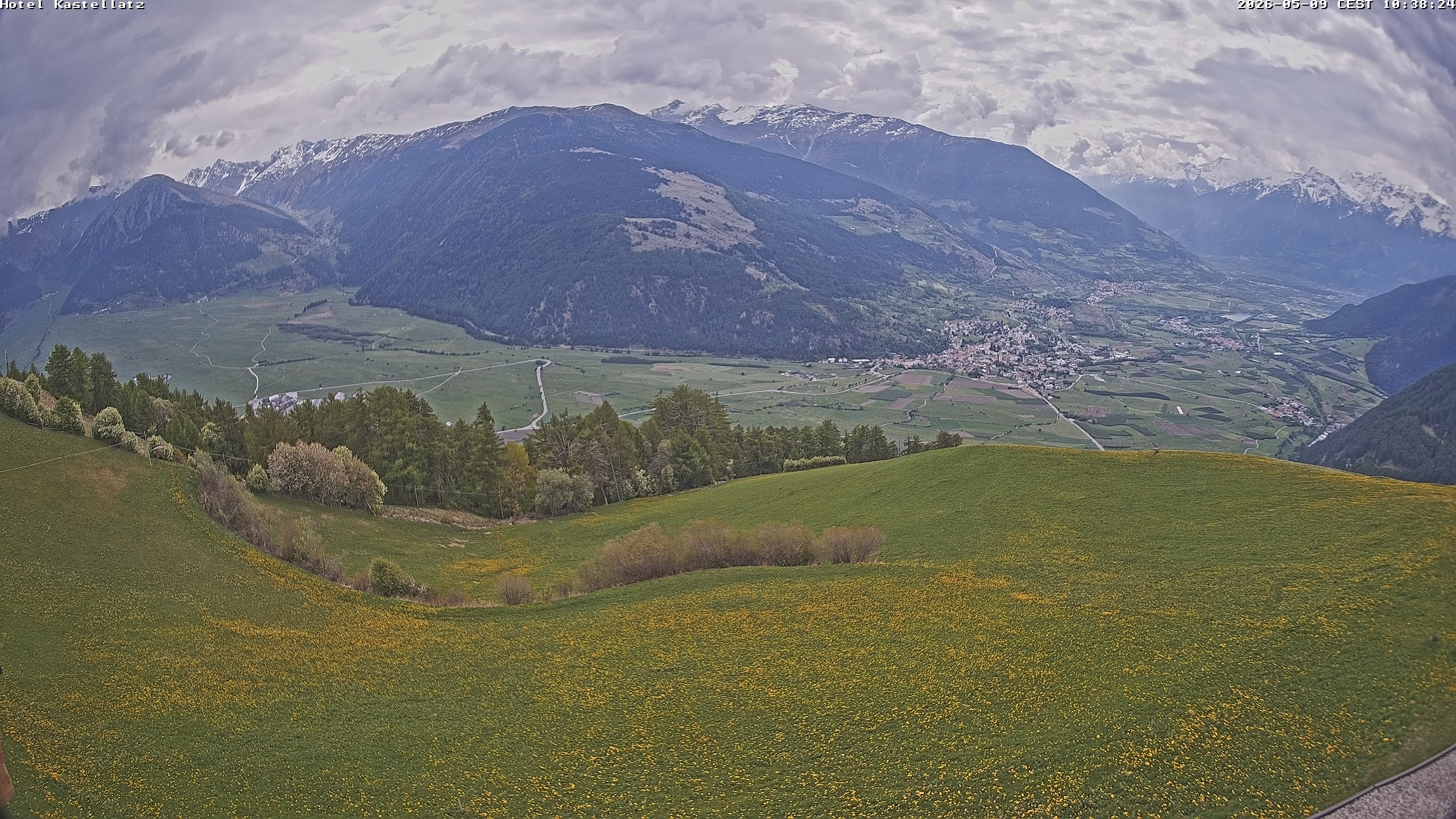 Archiv Foto Webcam Ausblick Kastellatz - Mals