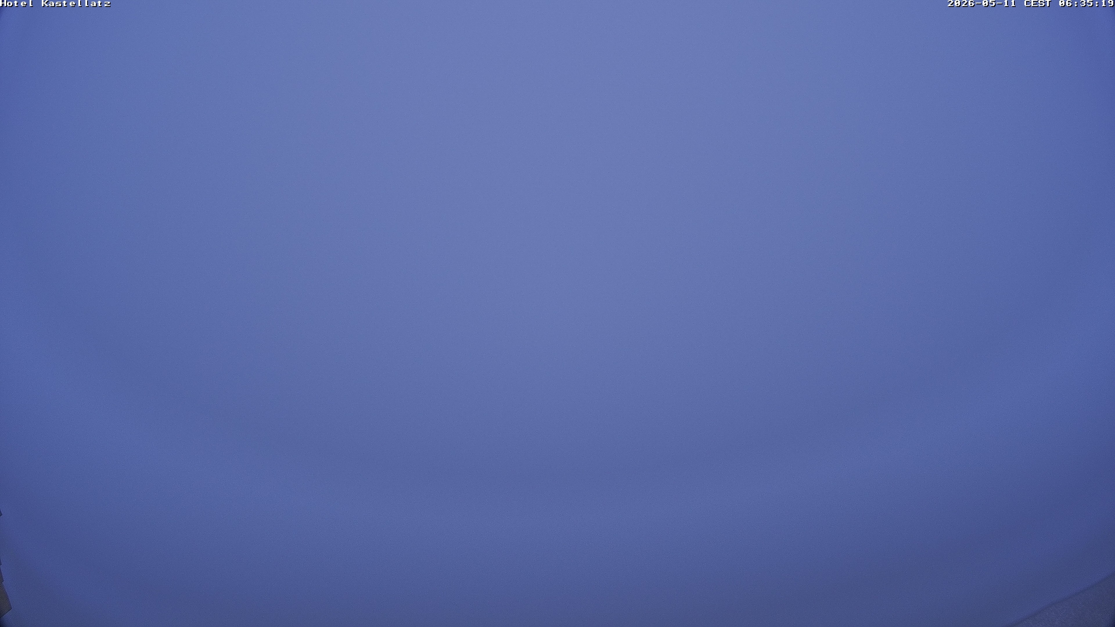 Archiv Foto Webcam Ausblick Kastellatz - Mals