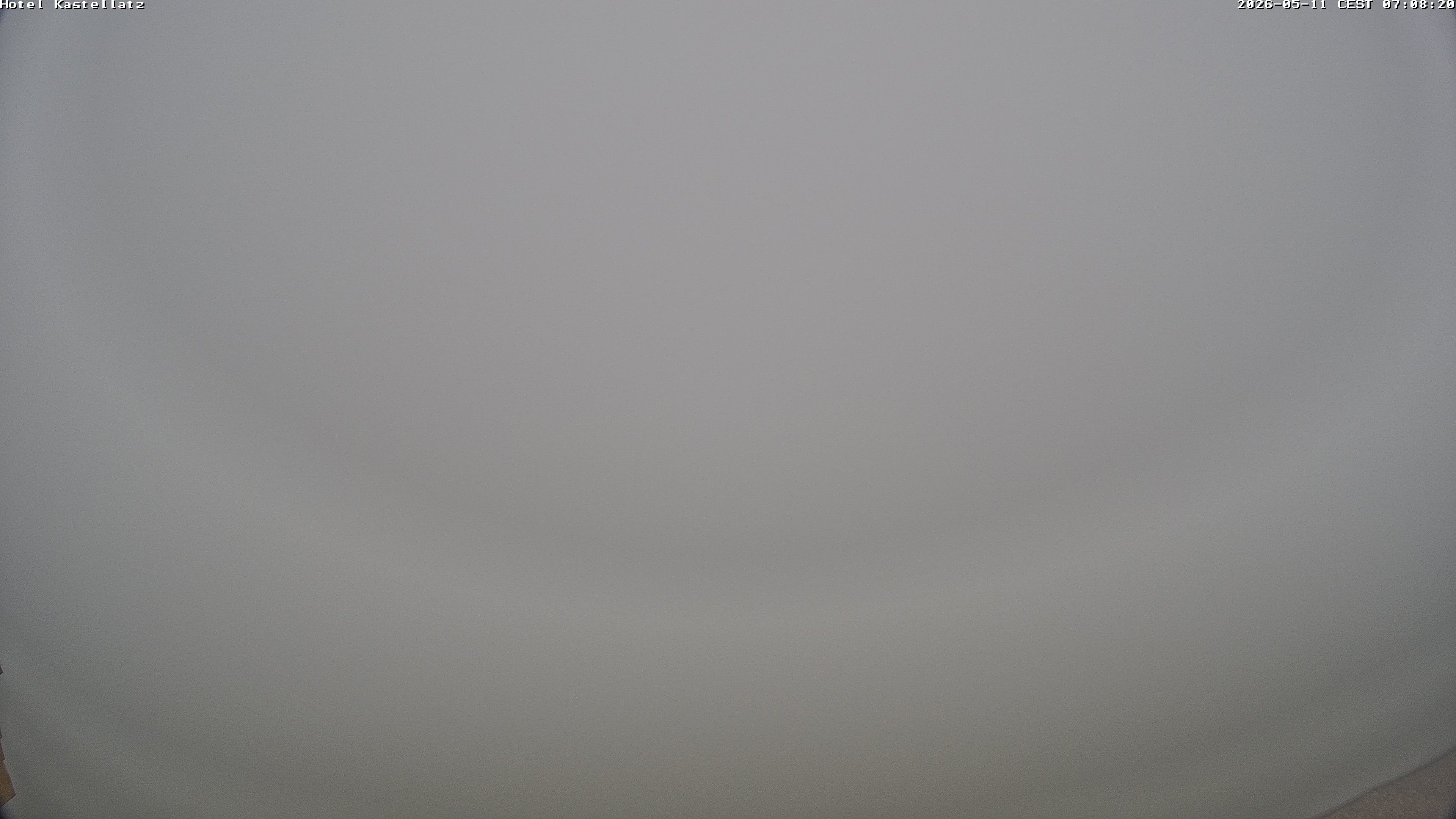 Archiv Foto Webcam Ausblick Kastellatz - Mals