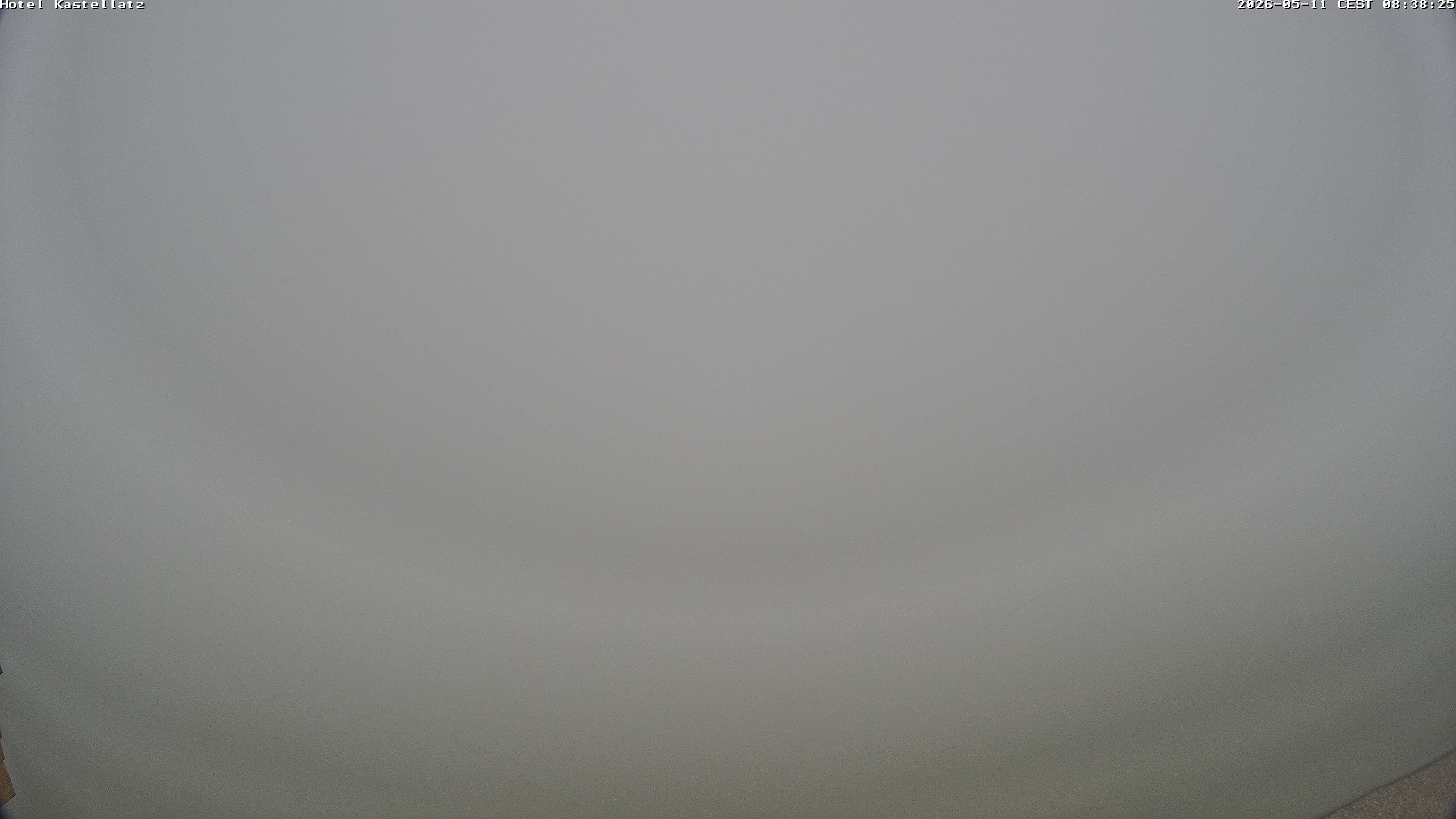 Archiv Foto Webcam Ausblick Kastellatz - Mals