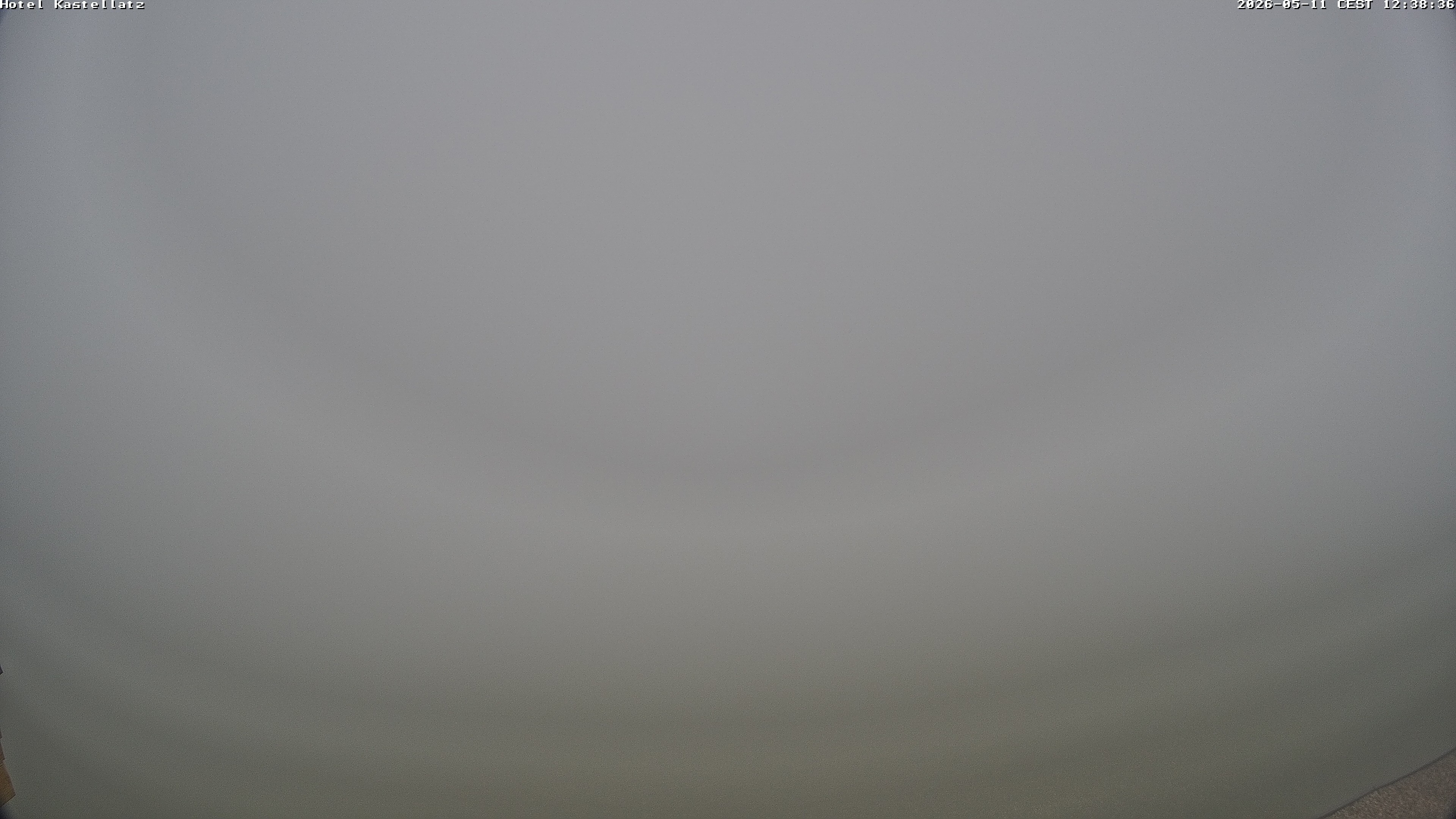 Archiv Foto Webcam Ausblick Kastellatz - Mals