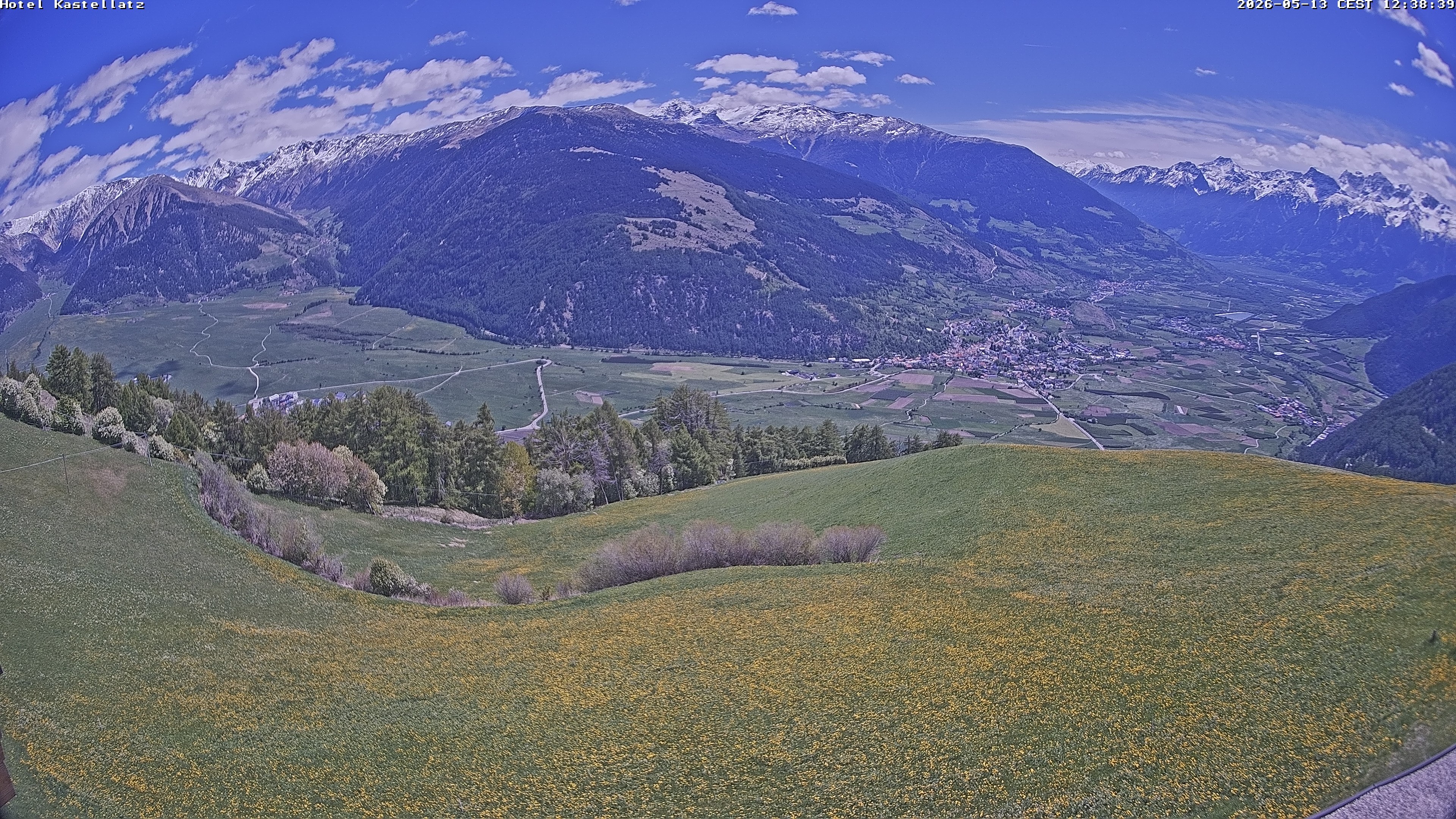 Archiv Foto Webcam Ausblick Kastellatz - Mals