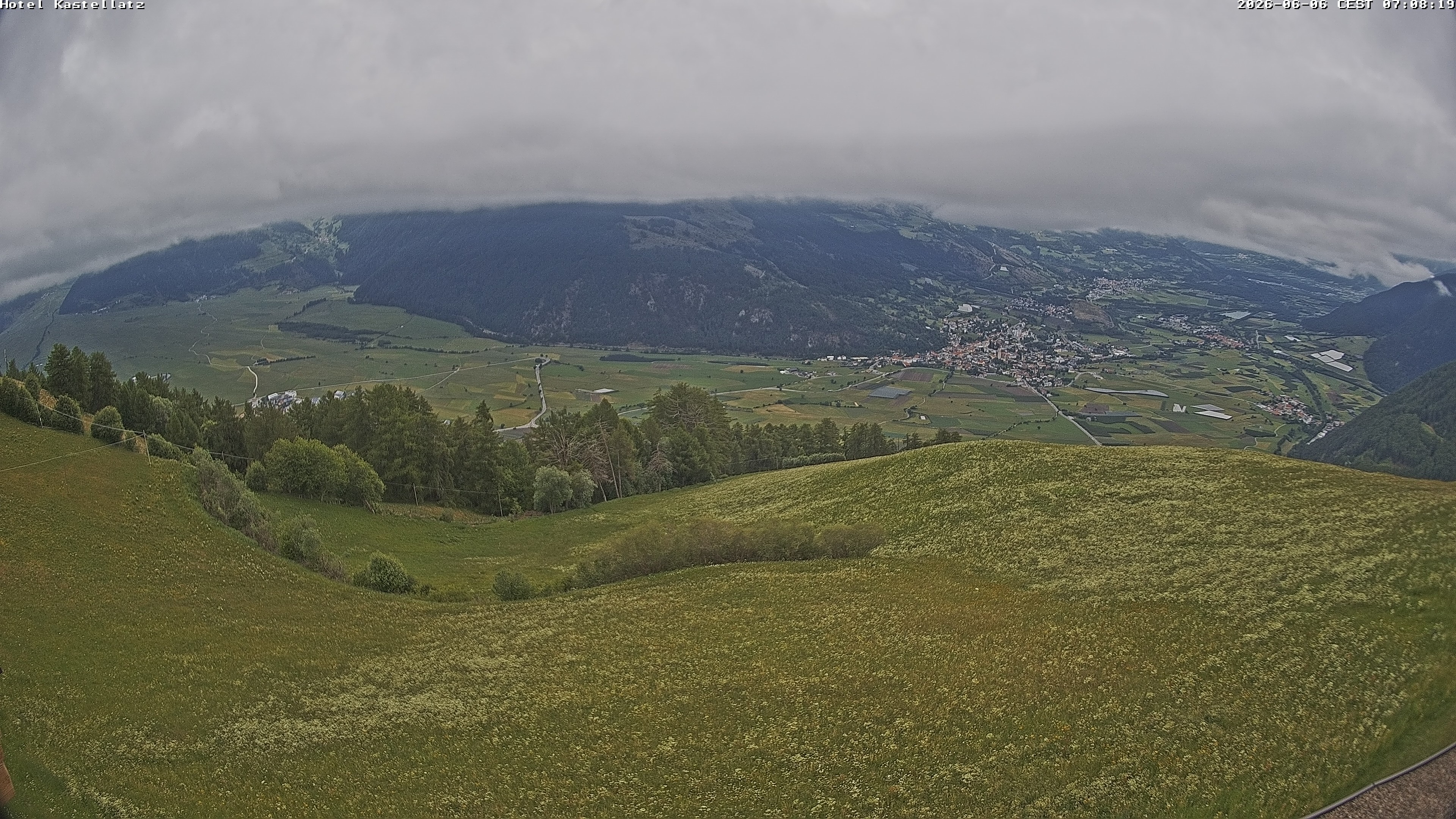 Archiv Foto Webcam Ausblick Kastellatz - Mals
