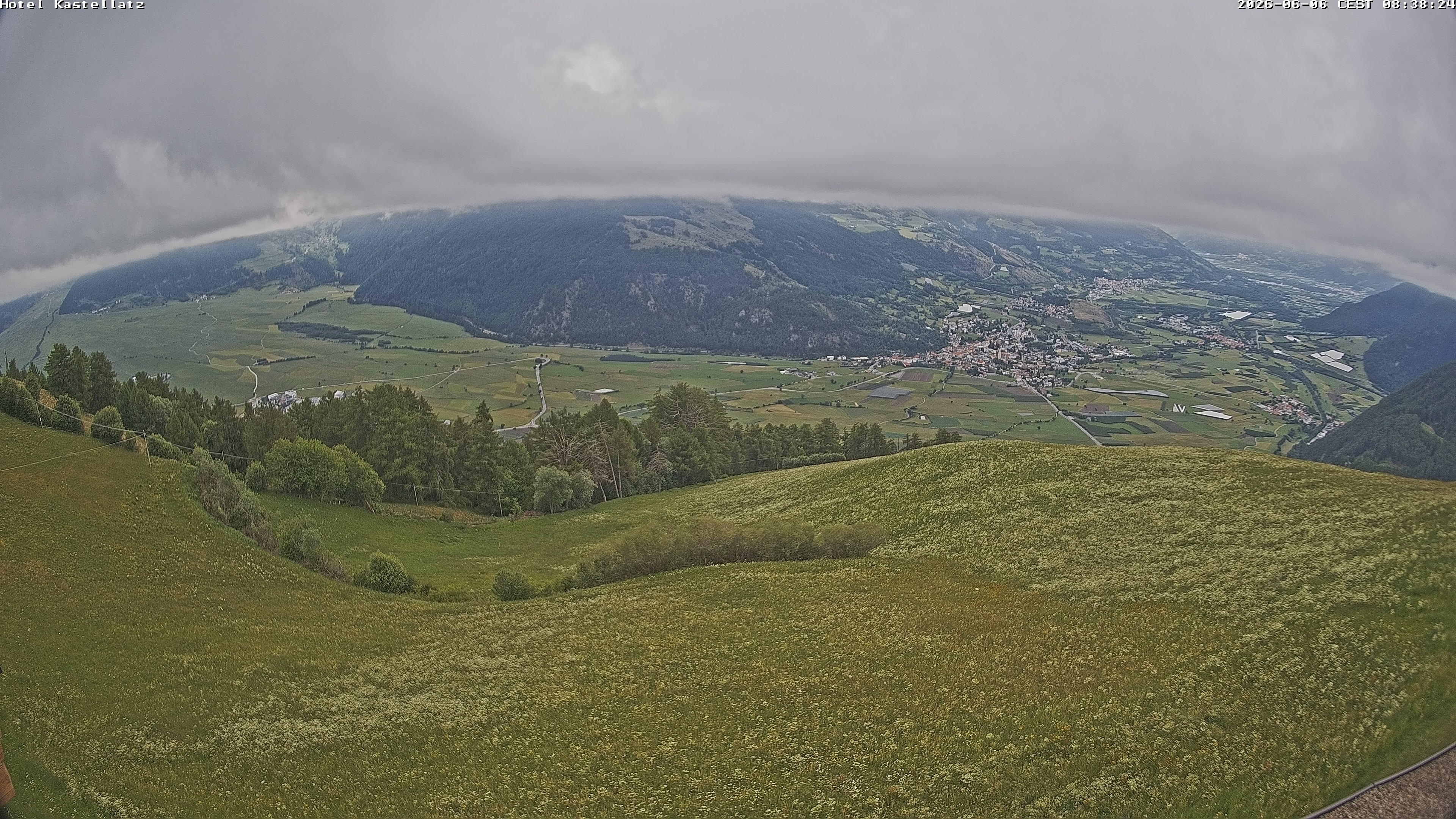 Archiv Foto Webcam Ausblick Kastellatz - Mals