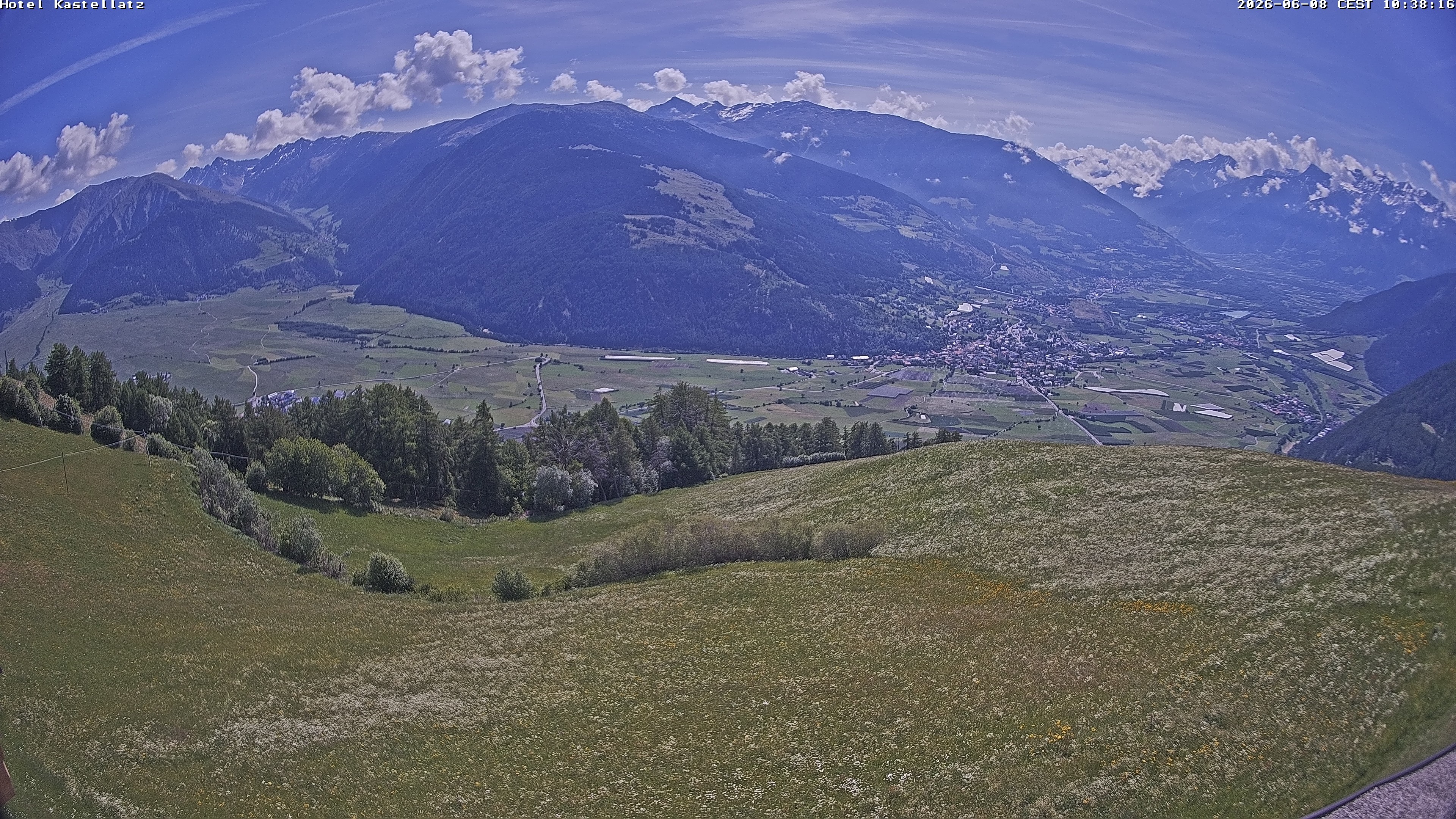 Archiv Foto Webcam Ausblick Kastellatz - Mals