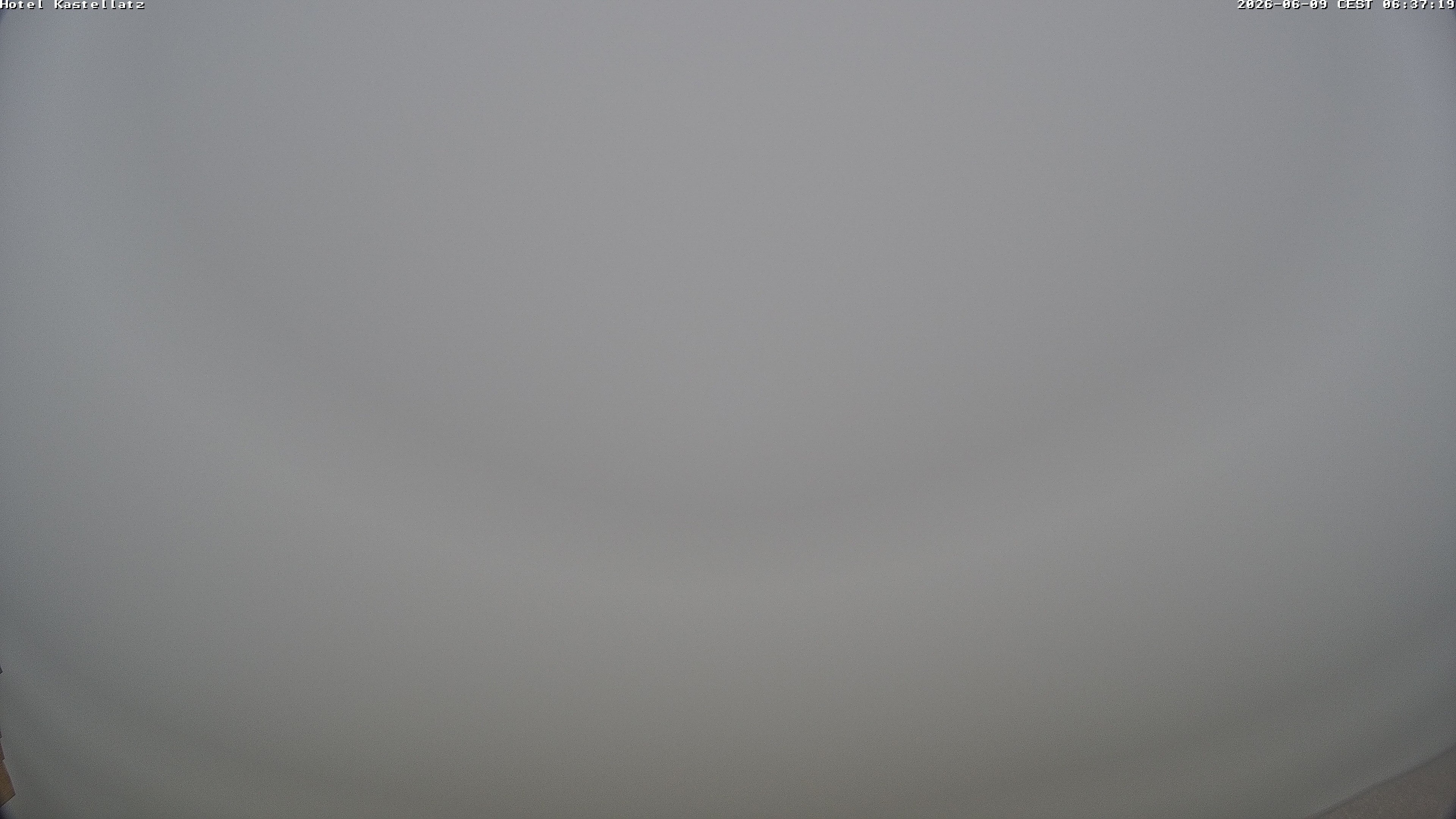 Archiv Foto Webcam Ausblick Kastellatz - Mals