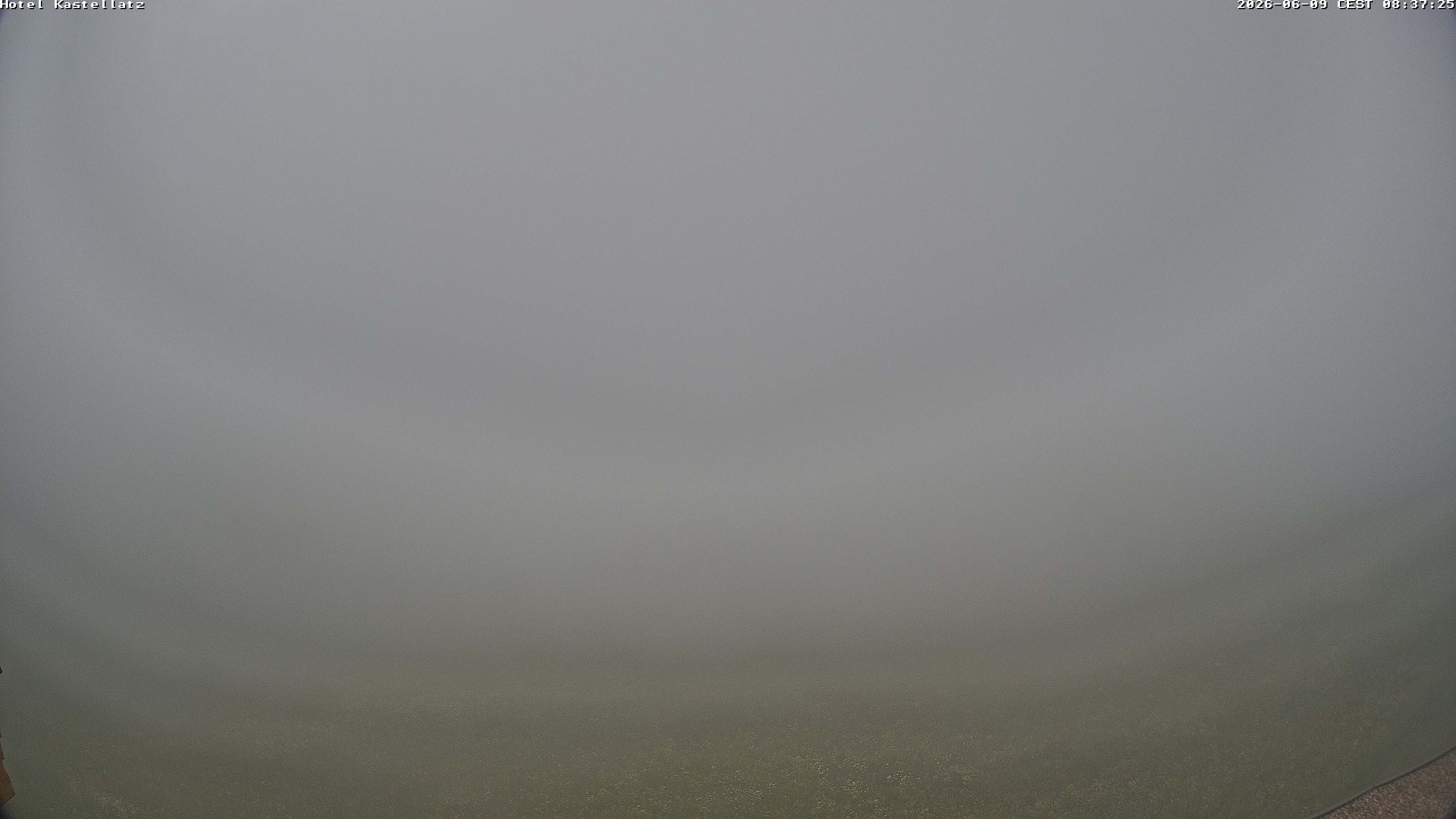 Archiv Foto Webcam Ausblick Kastellatz - Mals