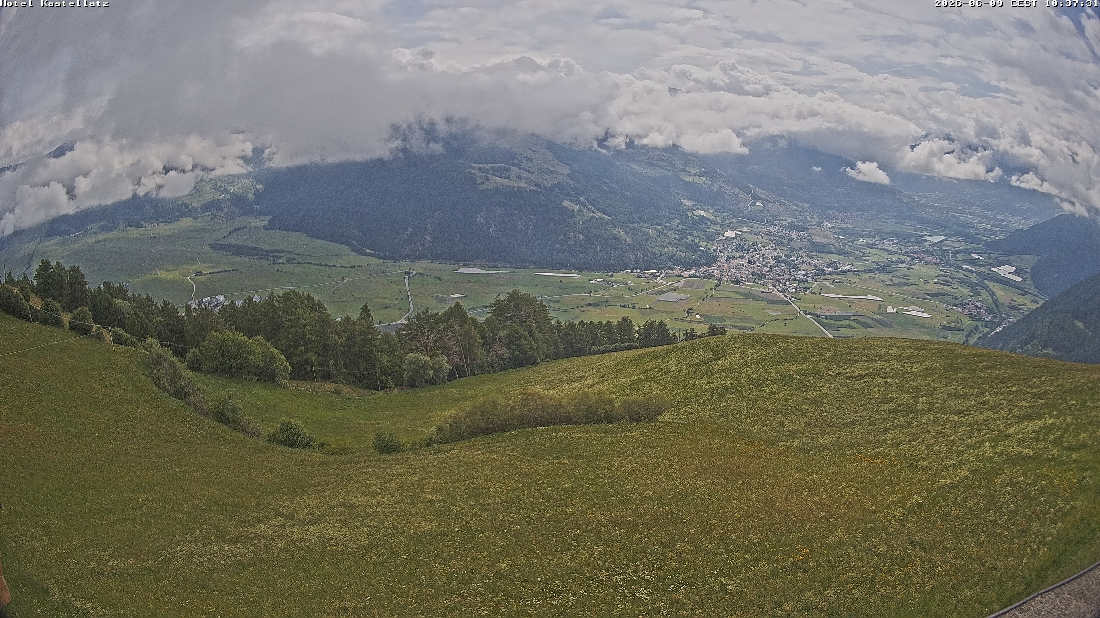 Archiv Foto Webcam Ausblick Kastellatz - Mals