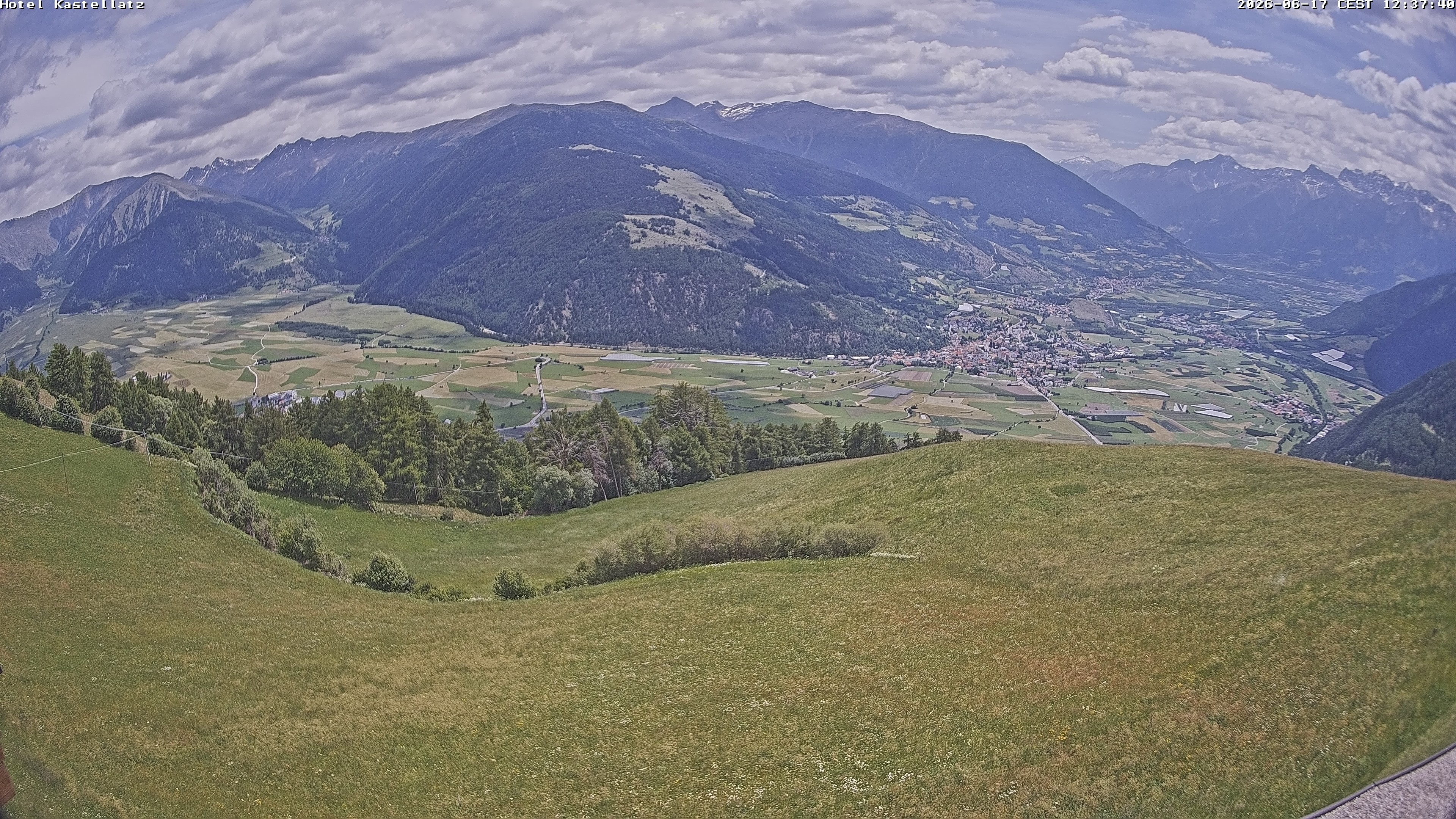 Archived image Webcam Panoramic View Kastellatz - Mals