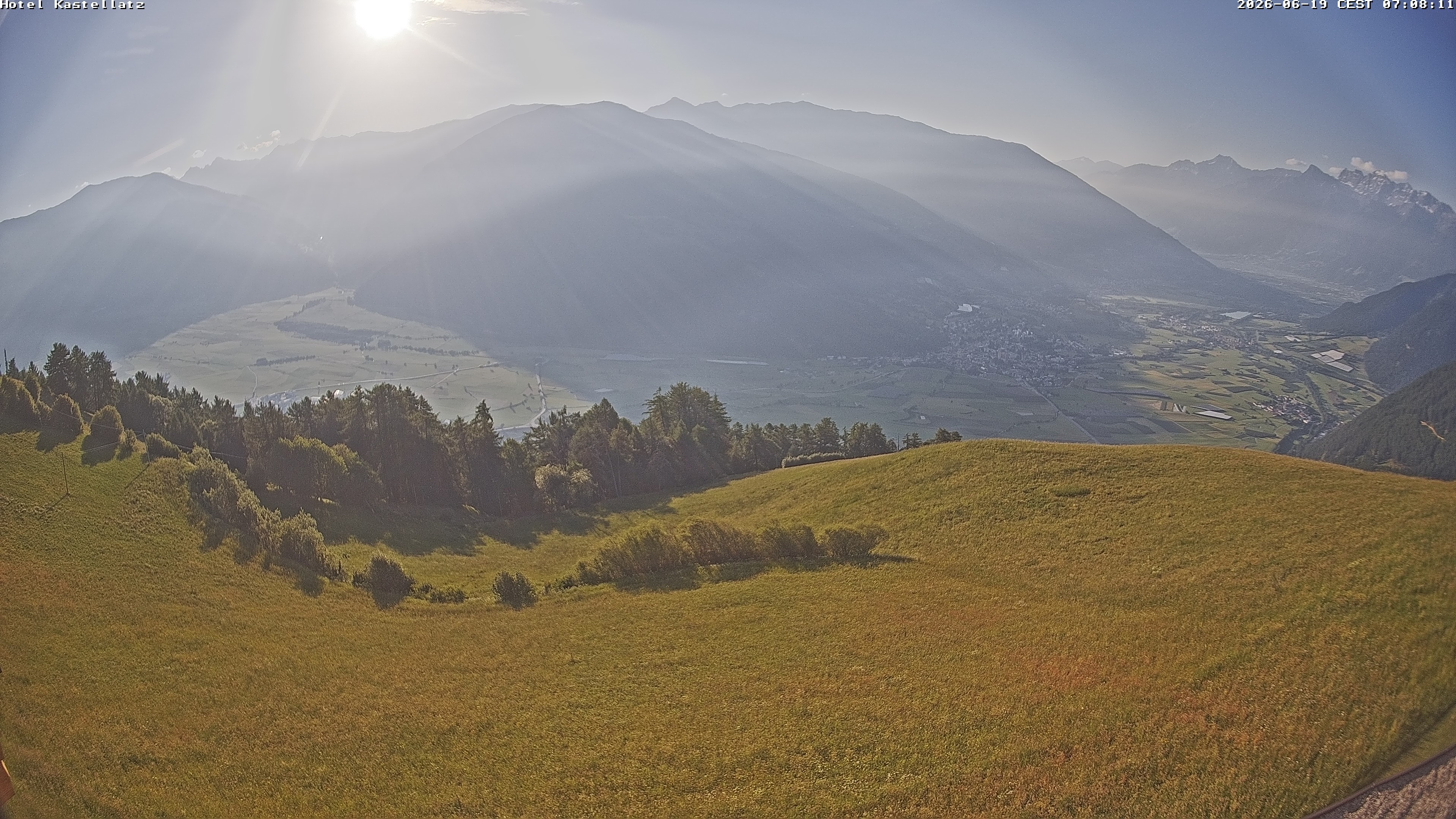 Archiv Foto Webcam Ausblick Kastellatz - Mals