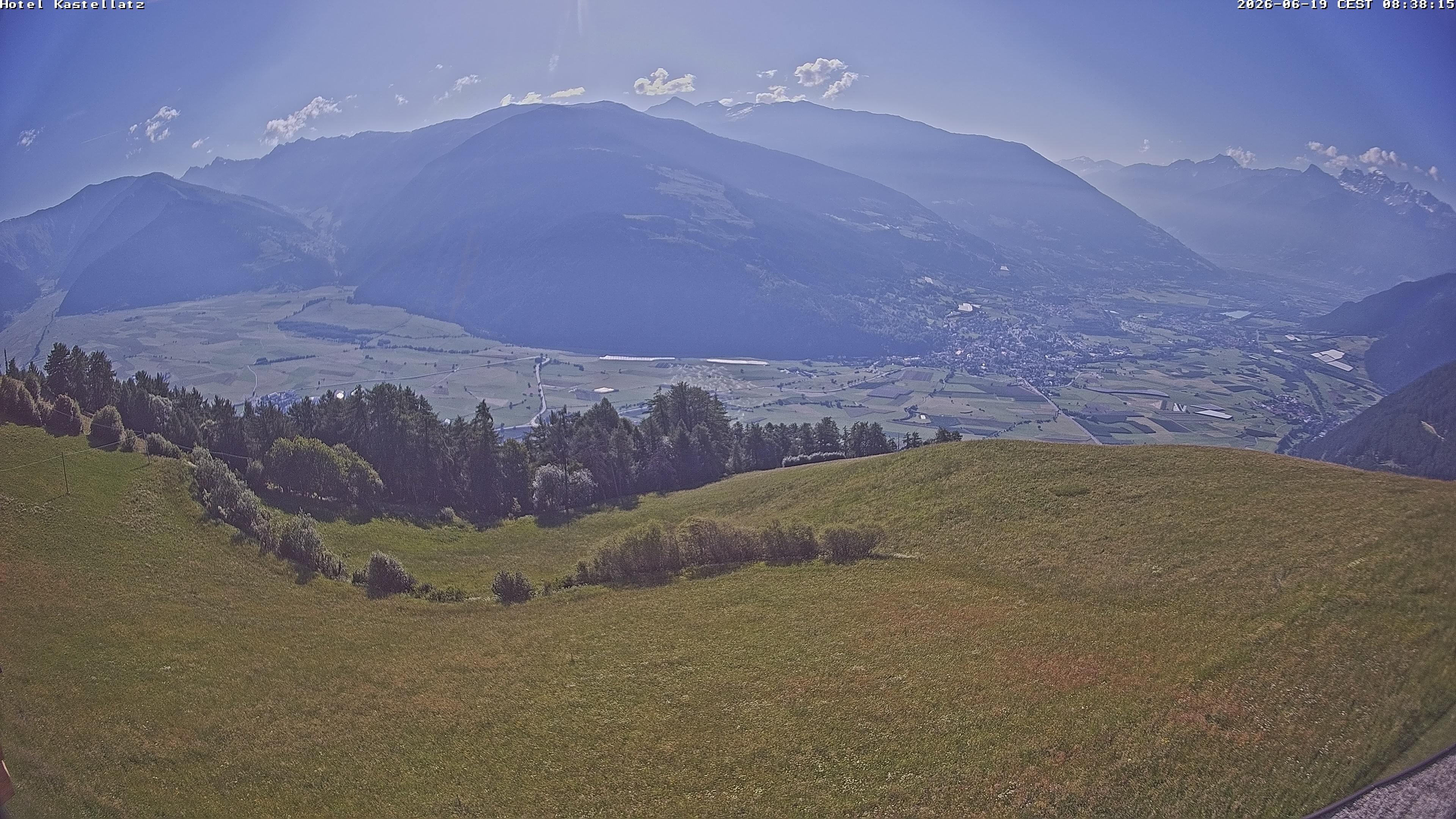 Archiv Foto Webcam Ausblick Kastellatz - Mals