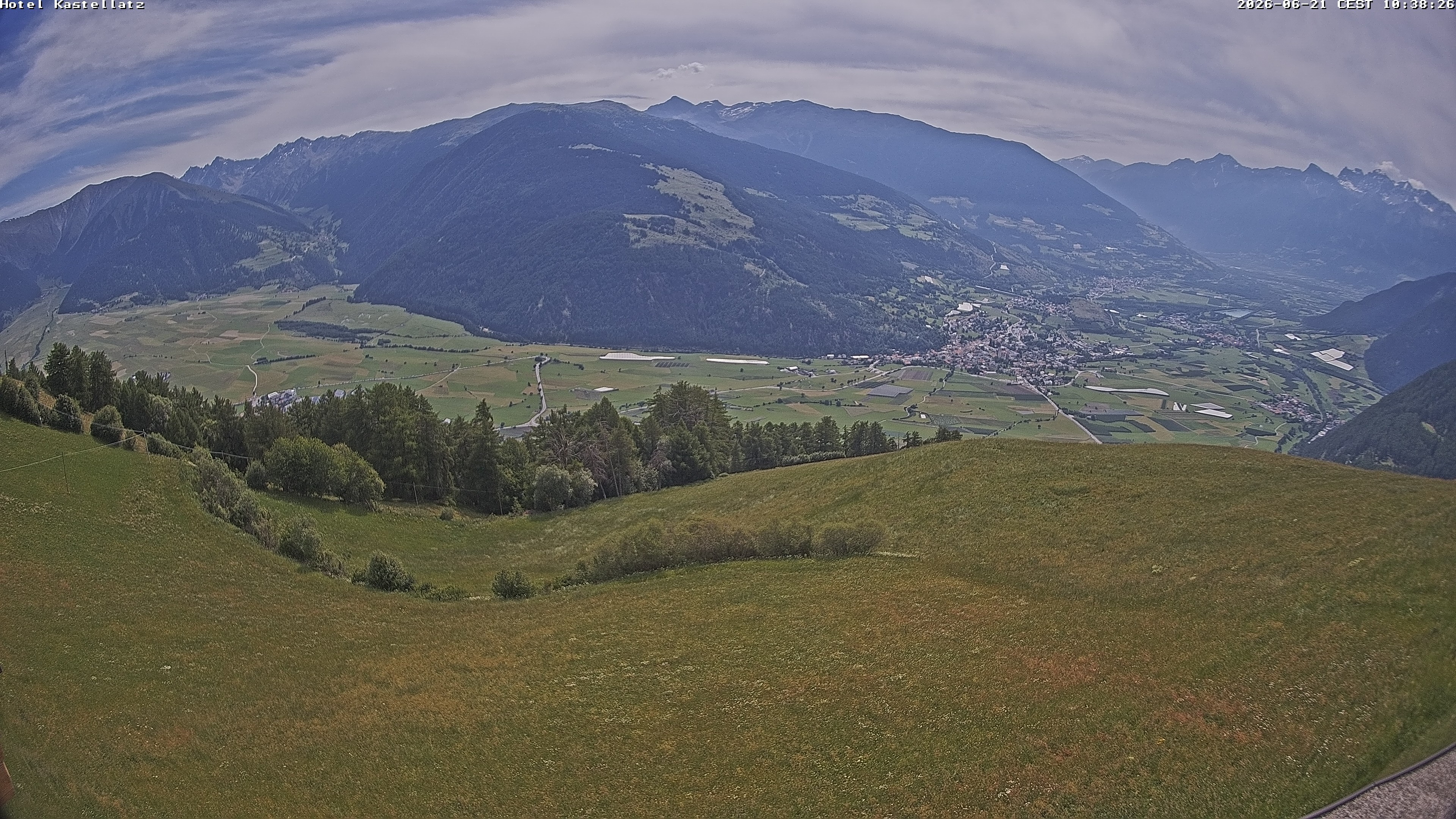 Archiv Foto Webcam Ausblick Kastellatz - Mals