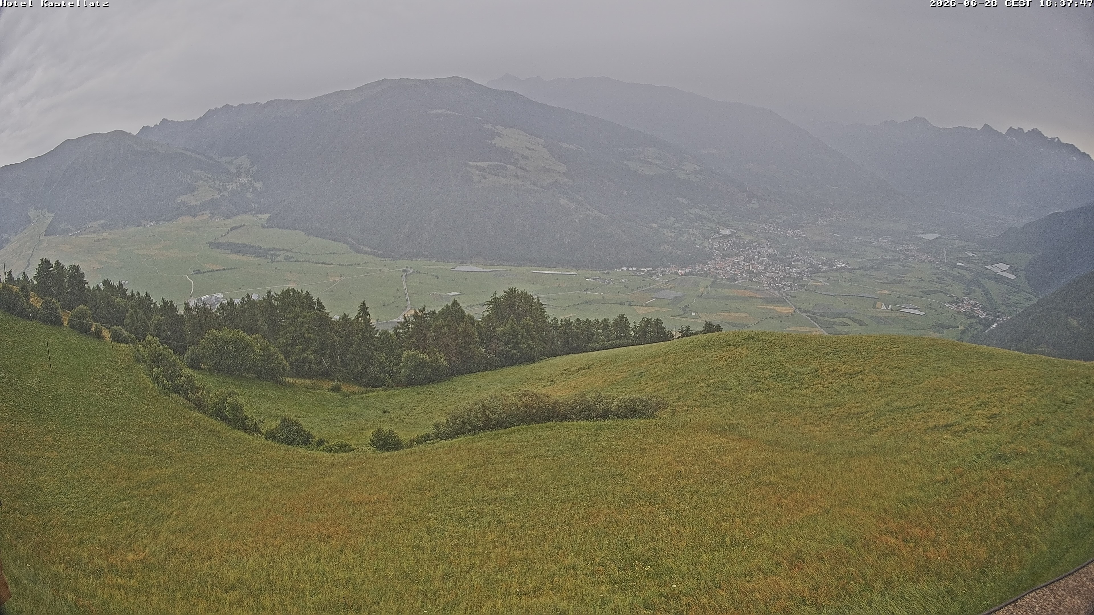 Archived image Webcam Panoramic View Kastellatz - Mals