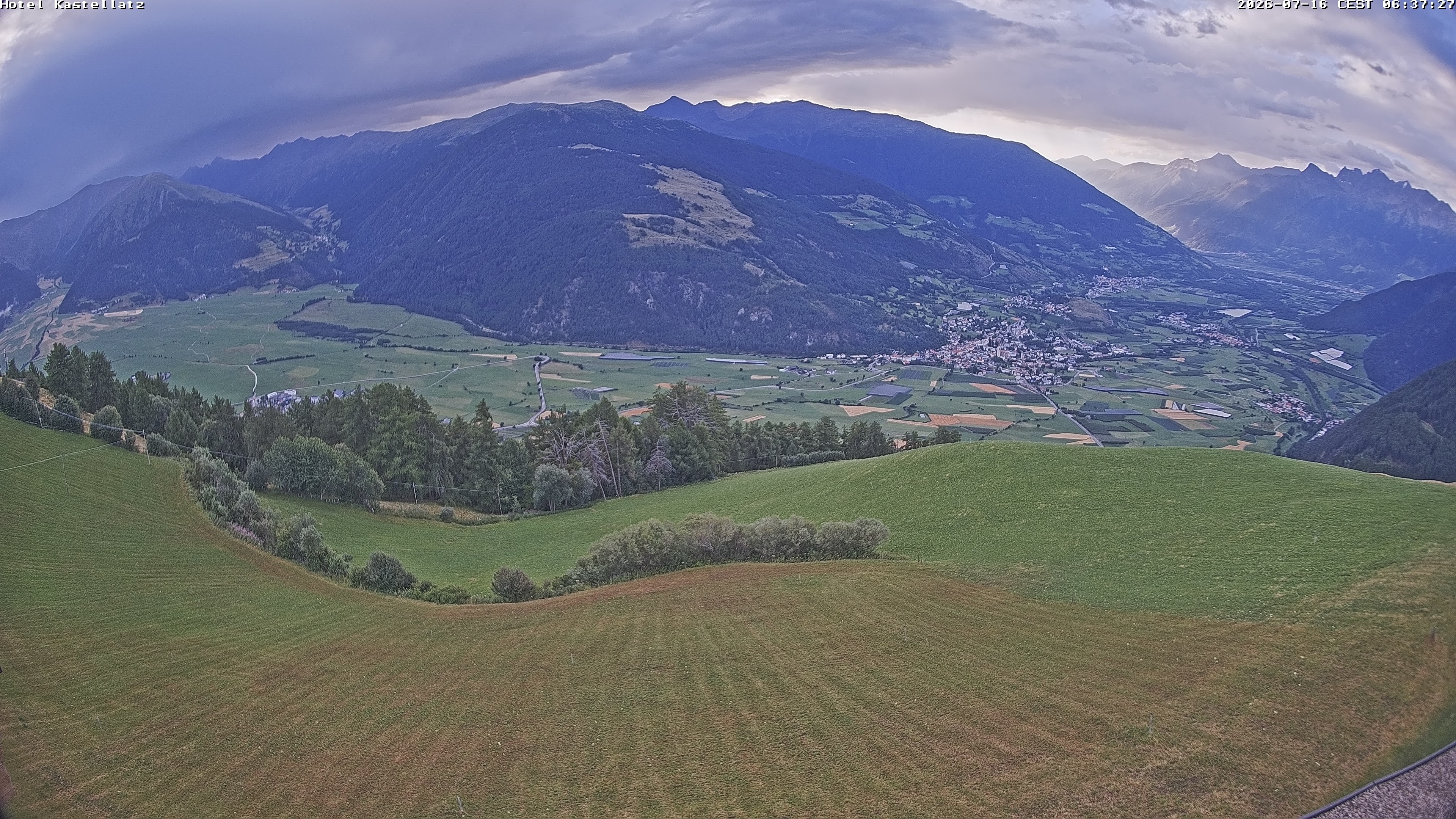 Archived image Webcam Panoramic View Kastellatz - Mals