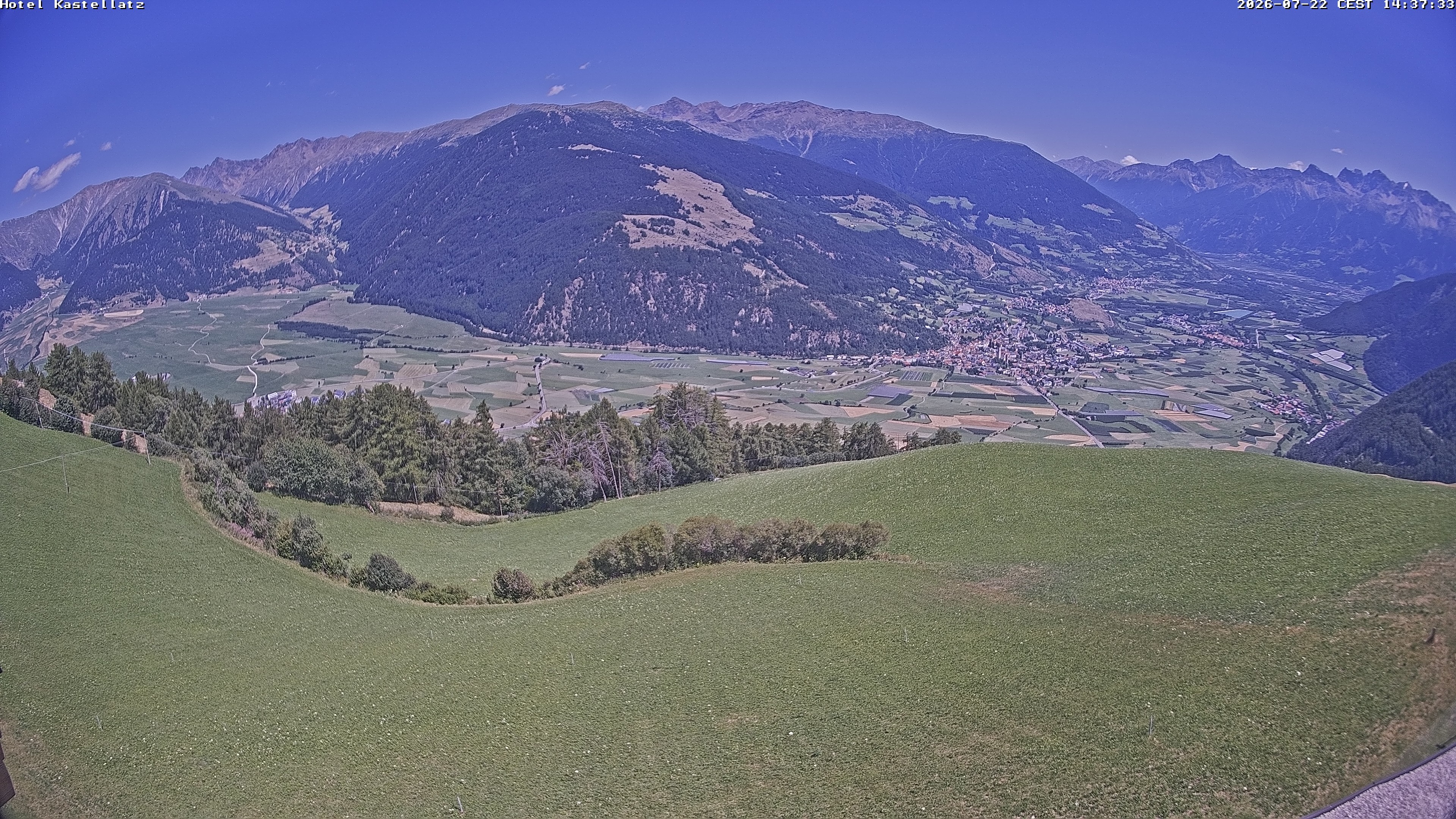 Archiv Foto Webcam Ausblick Kastellatz - Mals
