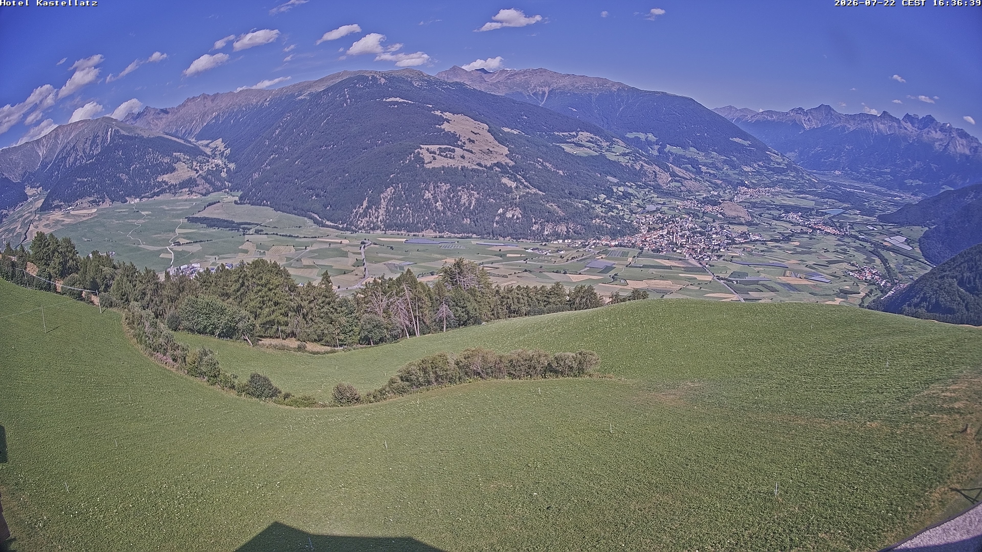 Archiv Foto Webcam Ausblick Kastellatz - Mals