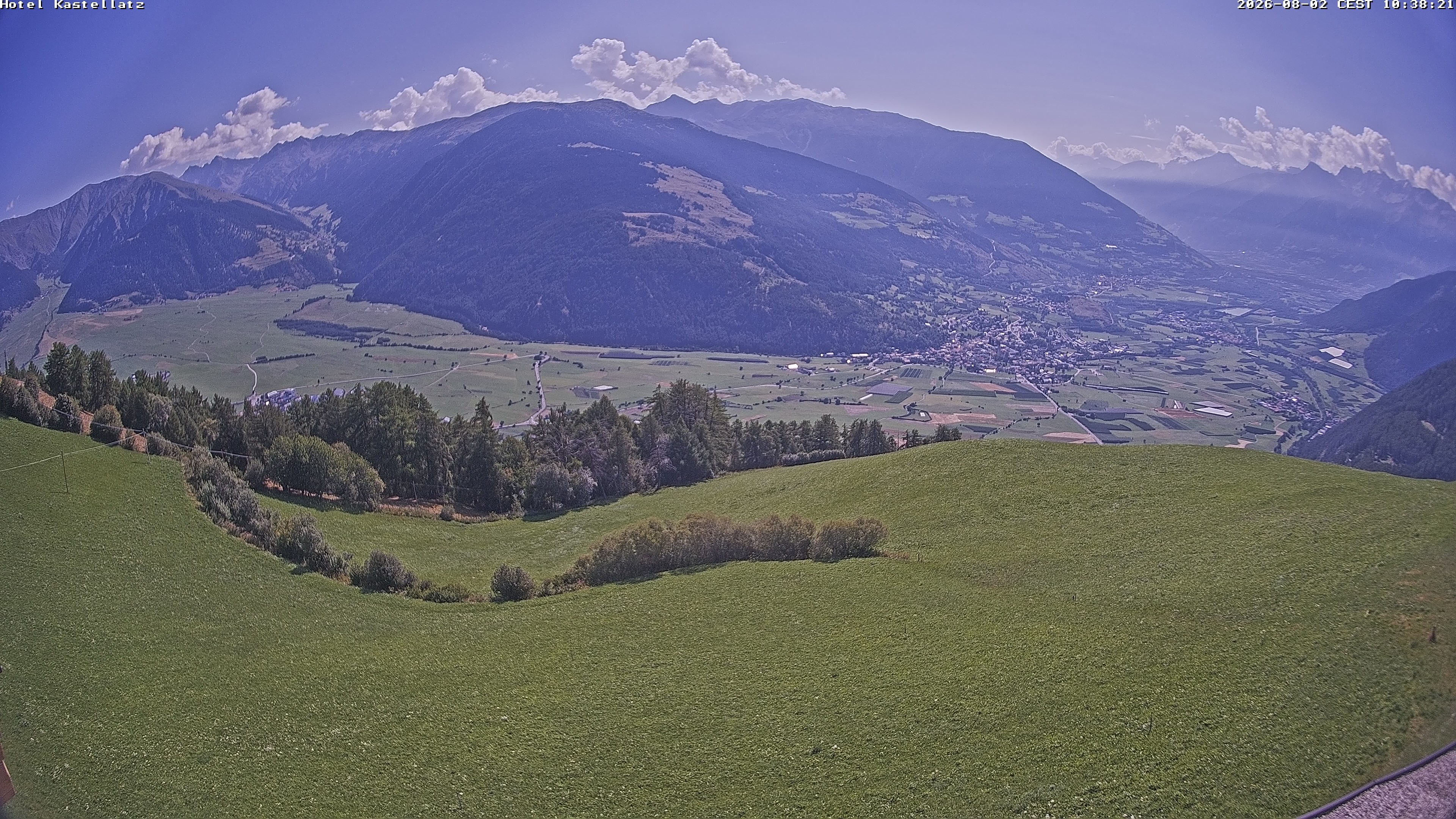 Archiv Foto Webcam Ausblick Kastellatz - Mals