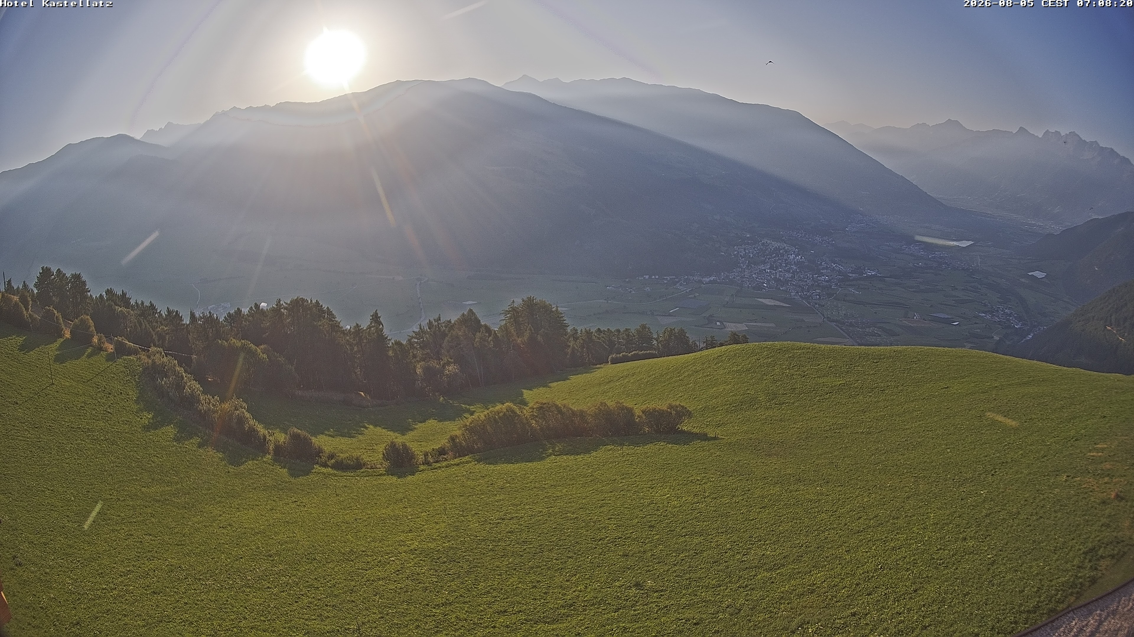 Archiv Foto Webcam Ausblick Kastellatz - Mals