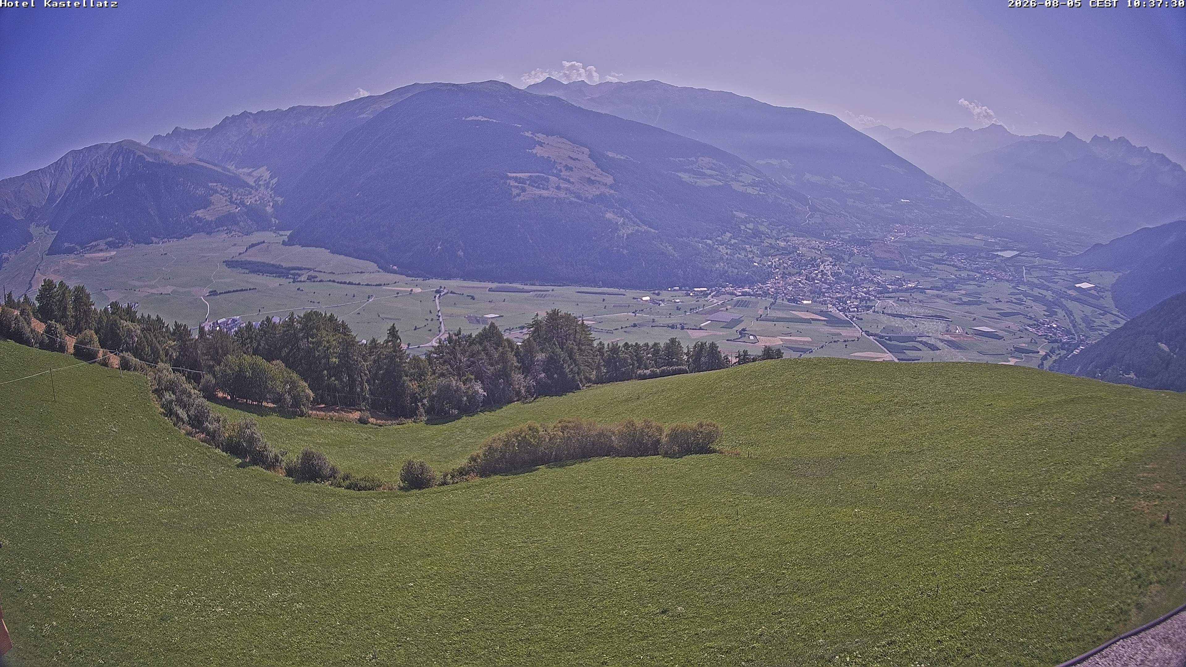 Archiv Foto Webcam Ausblick Kastellatz - Mals