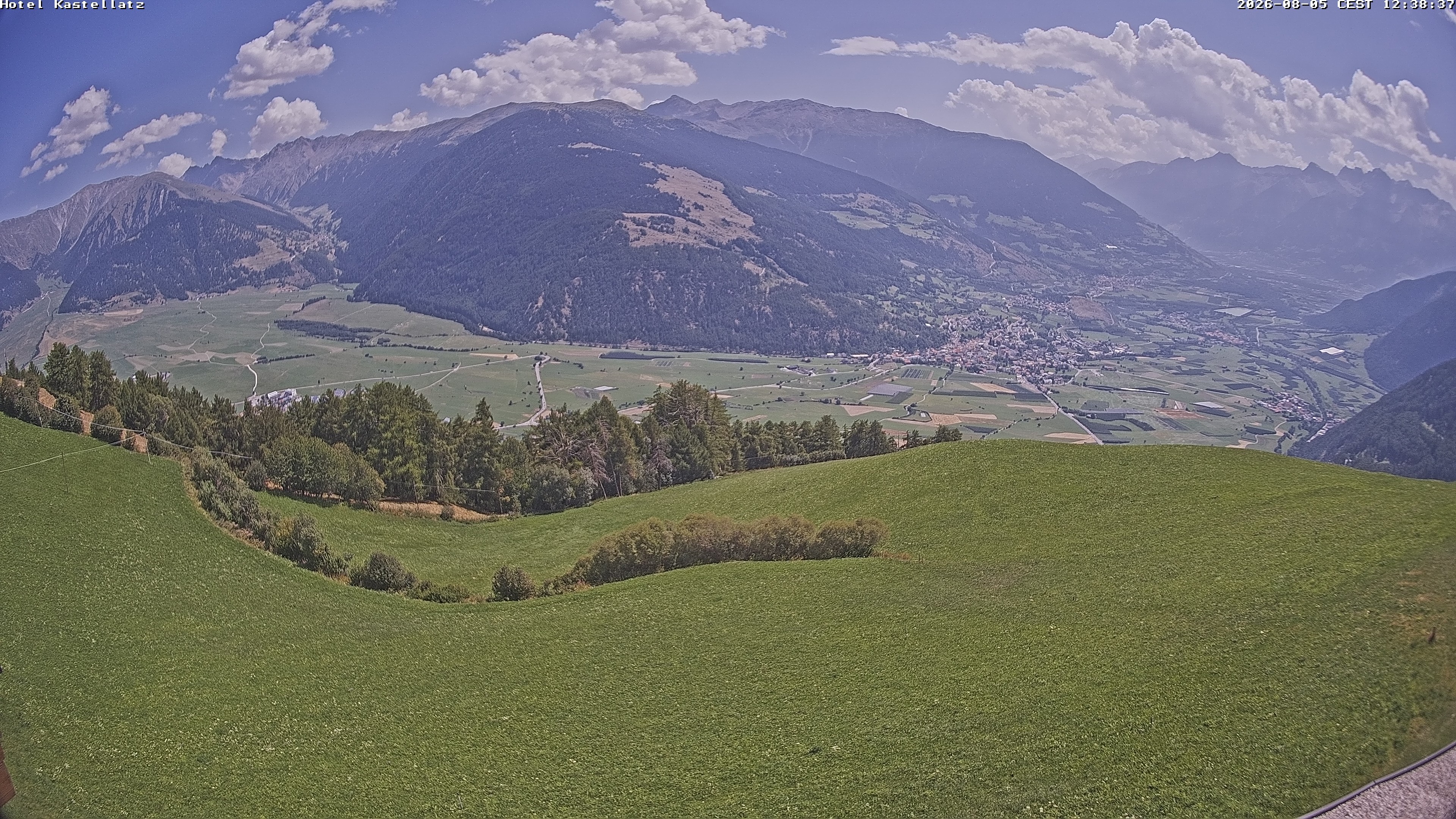 Archiv Foto Webcam Ausblick Kastellatz - Mals