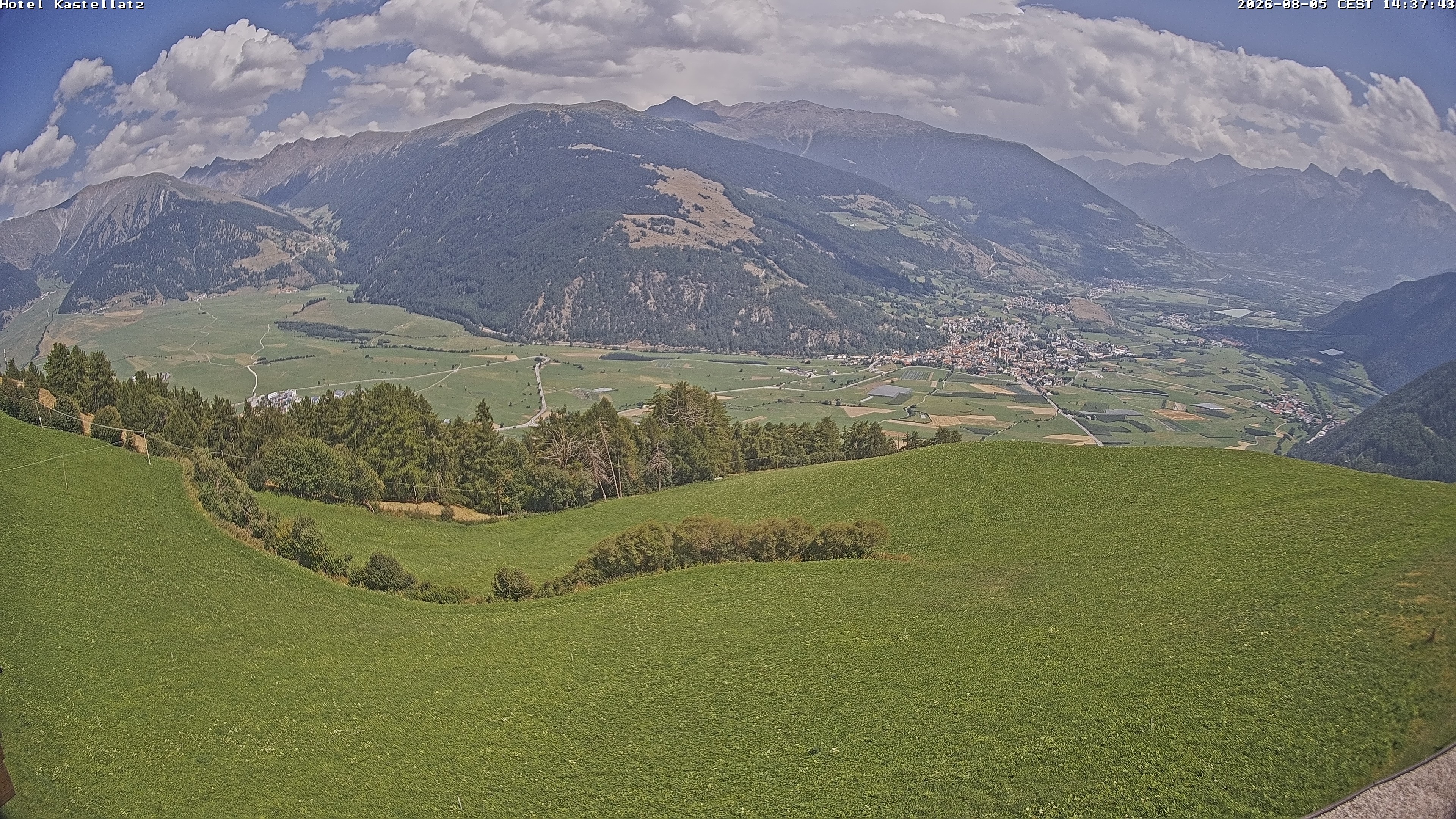 Archiv Foto Webcam Ausblick Kastellatz - Mals