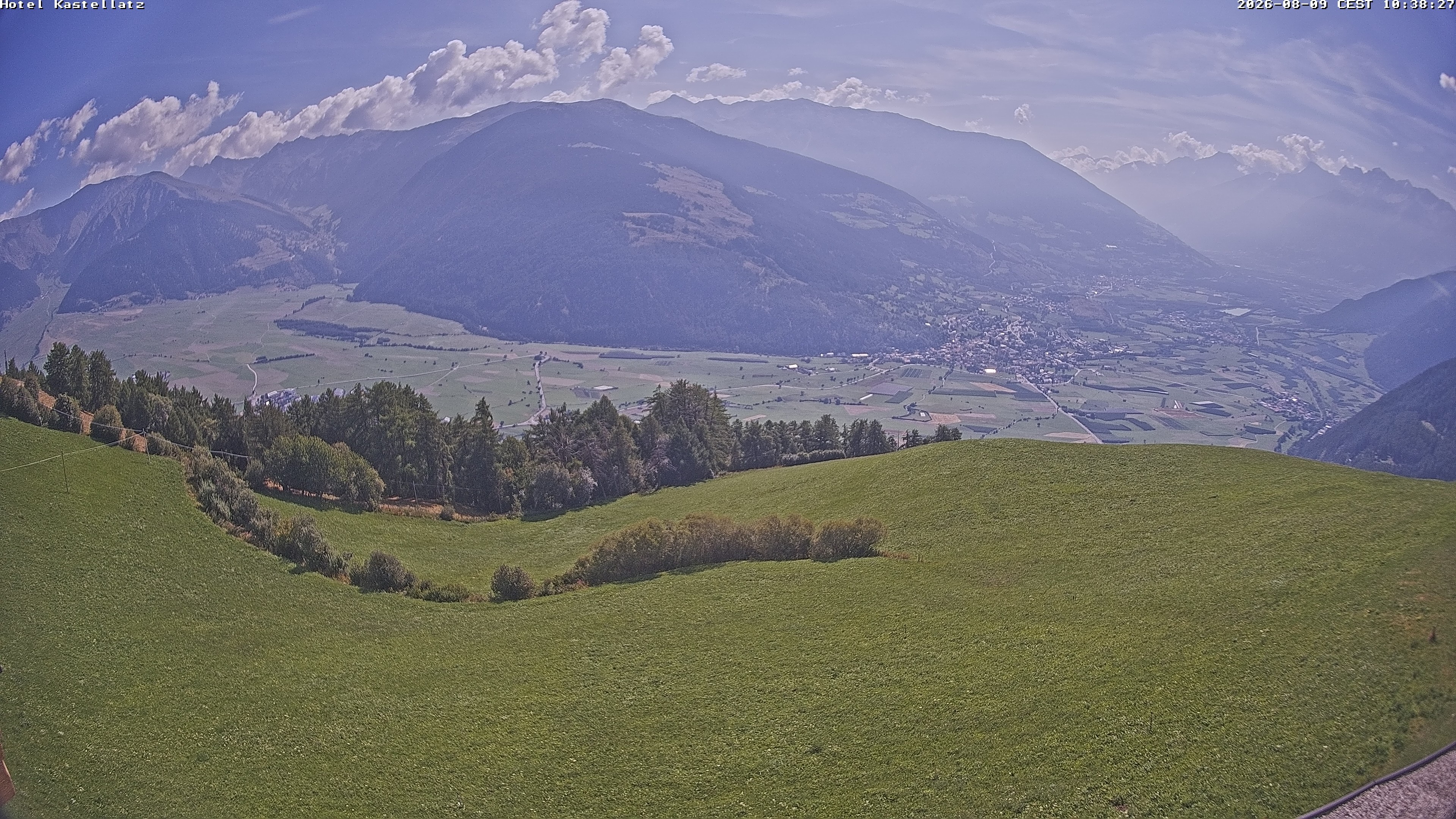 Archiv Foto Webcam Ausblick Kastellatz - Mals