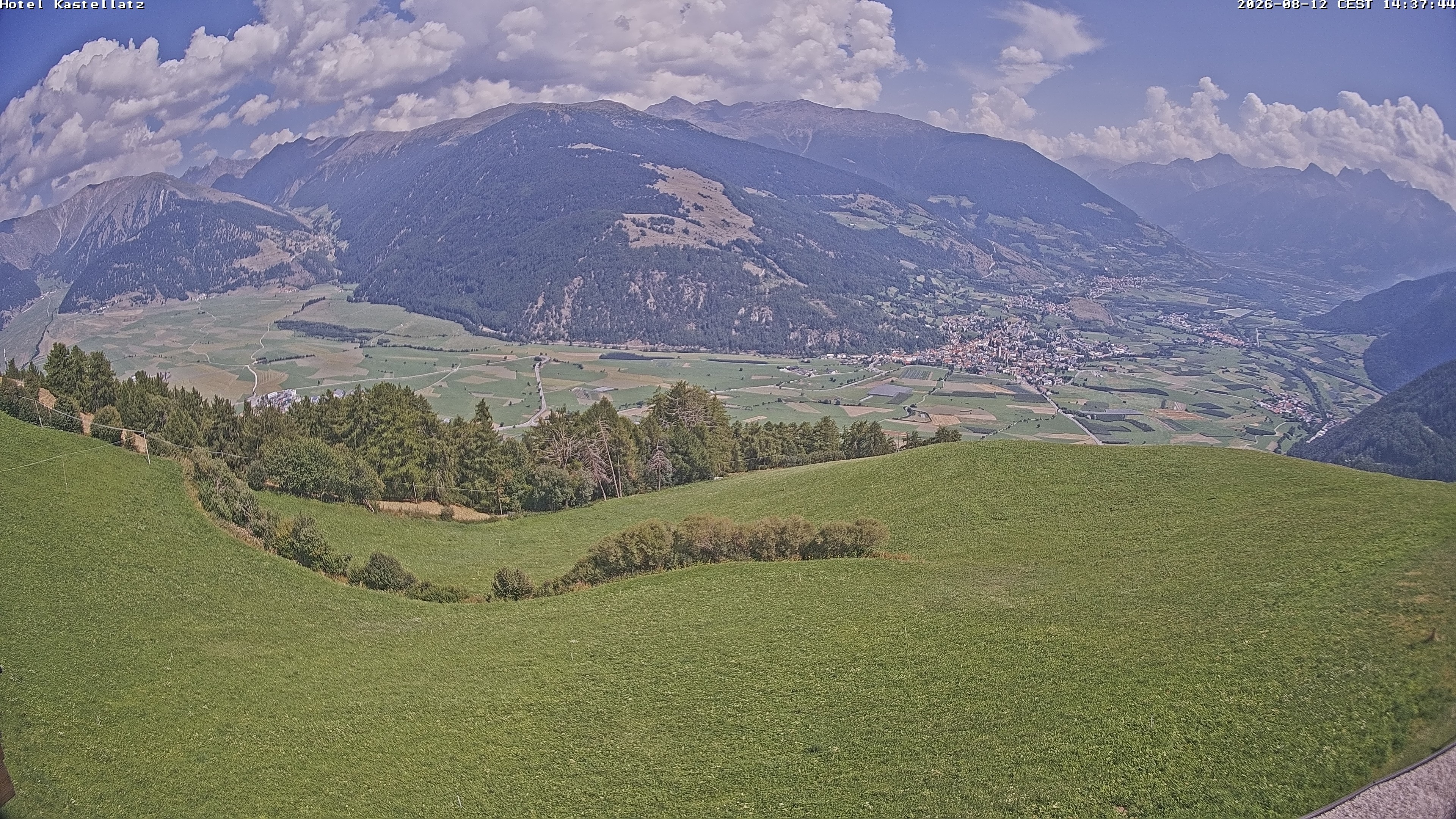 Archiv Foto Webcam Ausblick Kastellatz - Mals