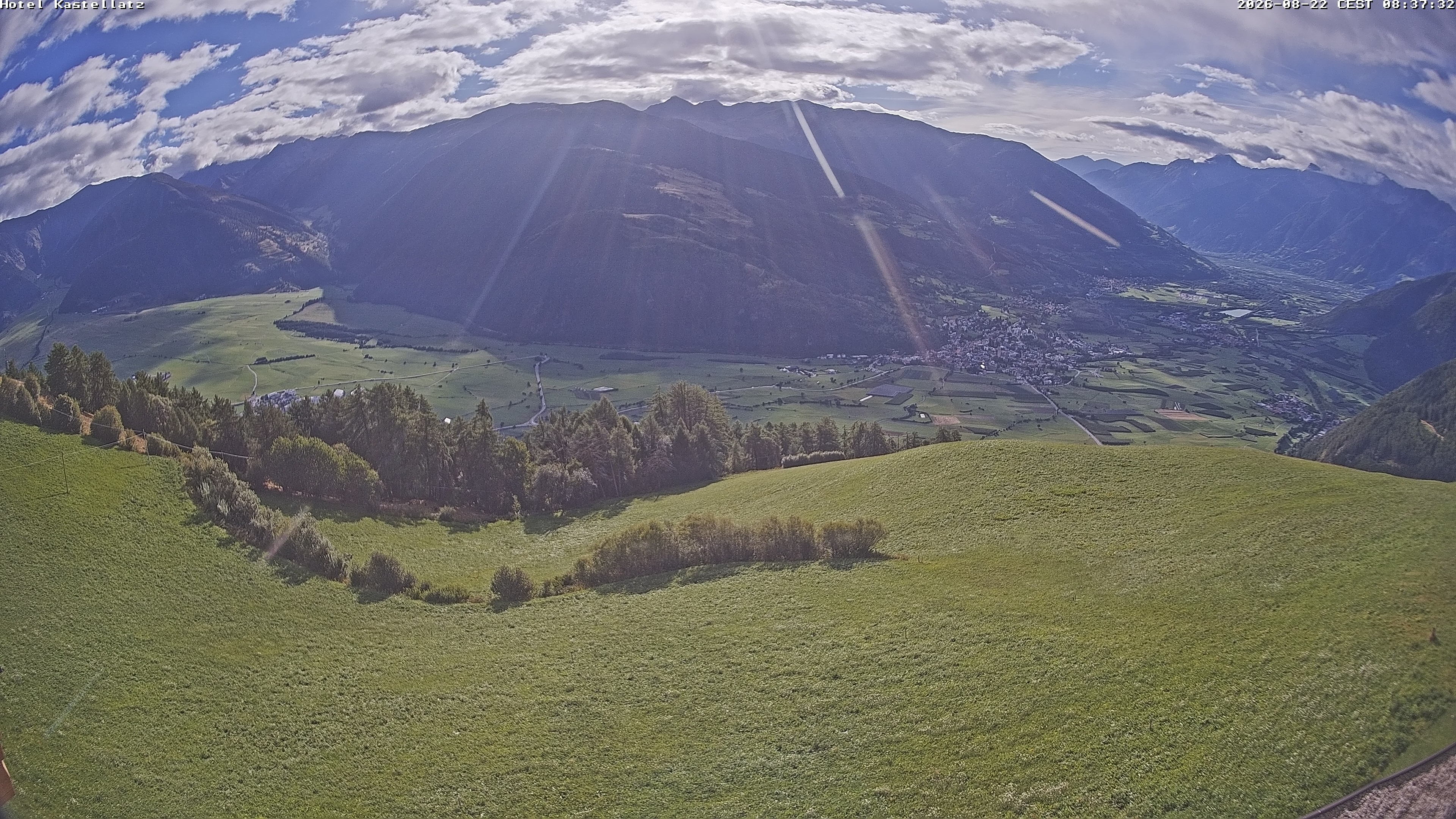 Archiv Foto Webcam Ausblick Kastellatz - Mals