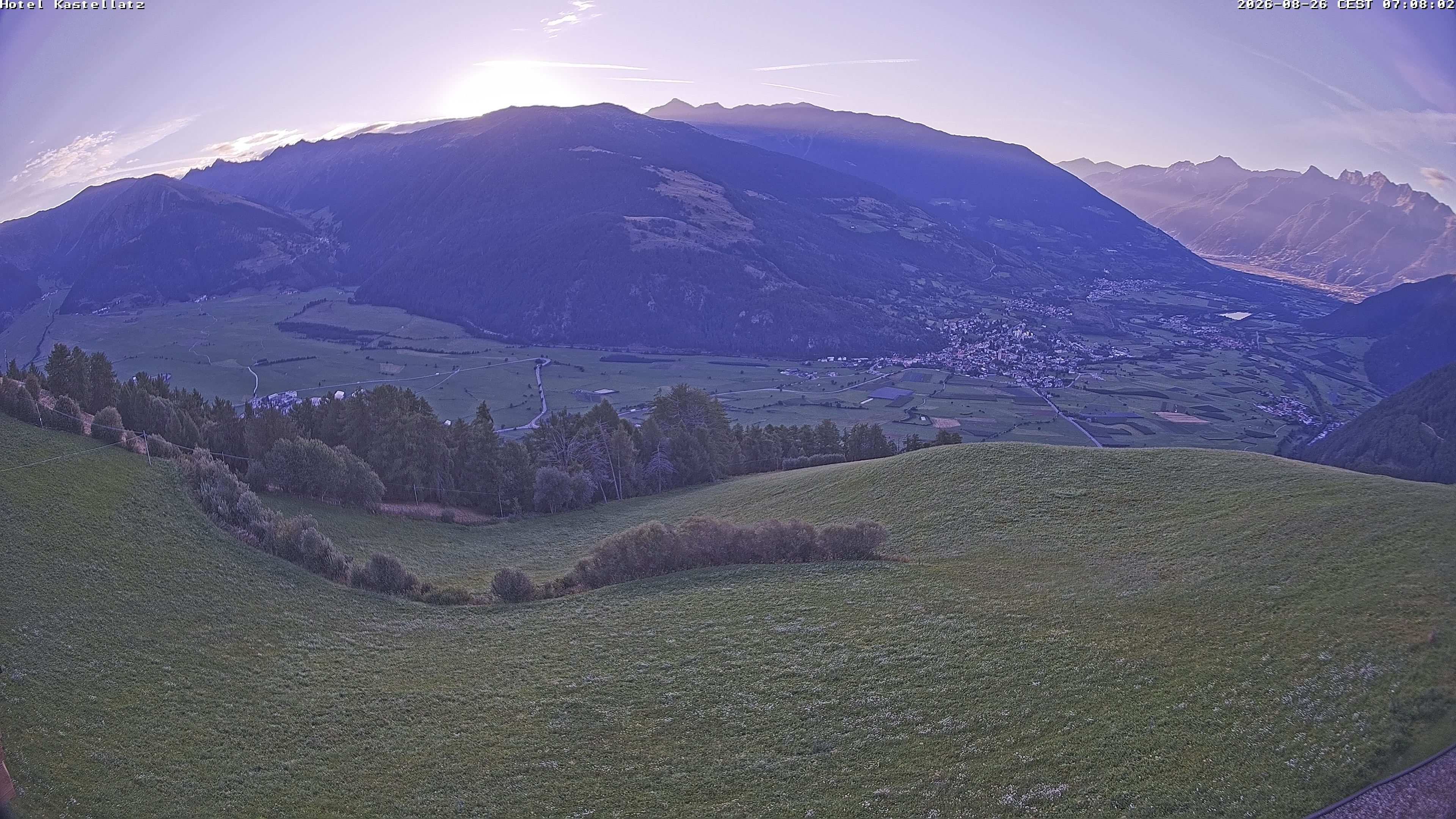 Archiv Foto Webcam Ausblick Kastellatz - Mals