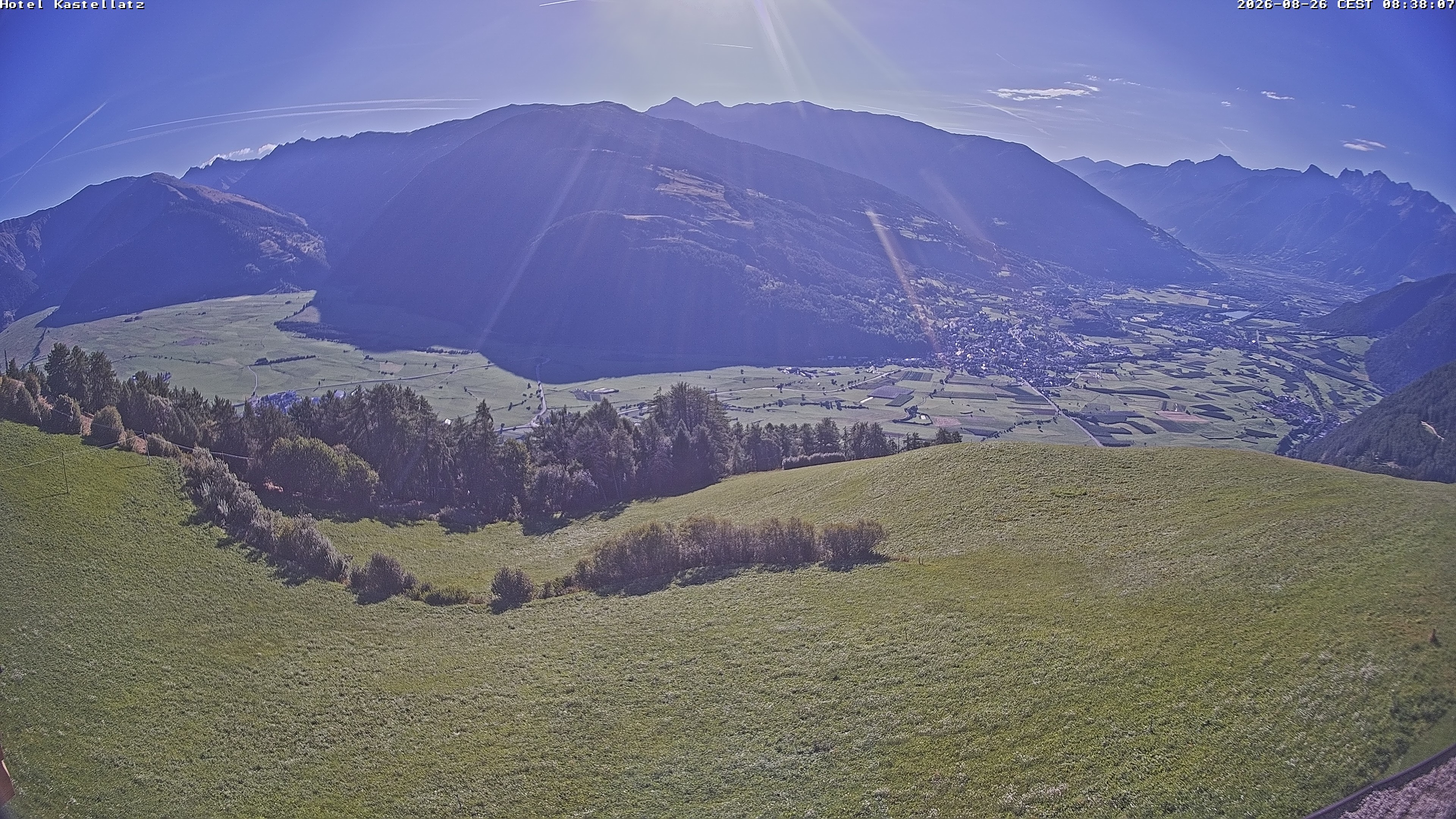 Archiv Foto Webcam Ausblick Kastellatz - Mals