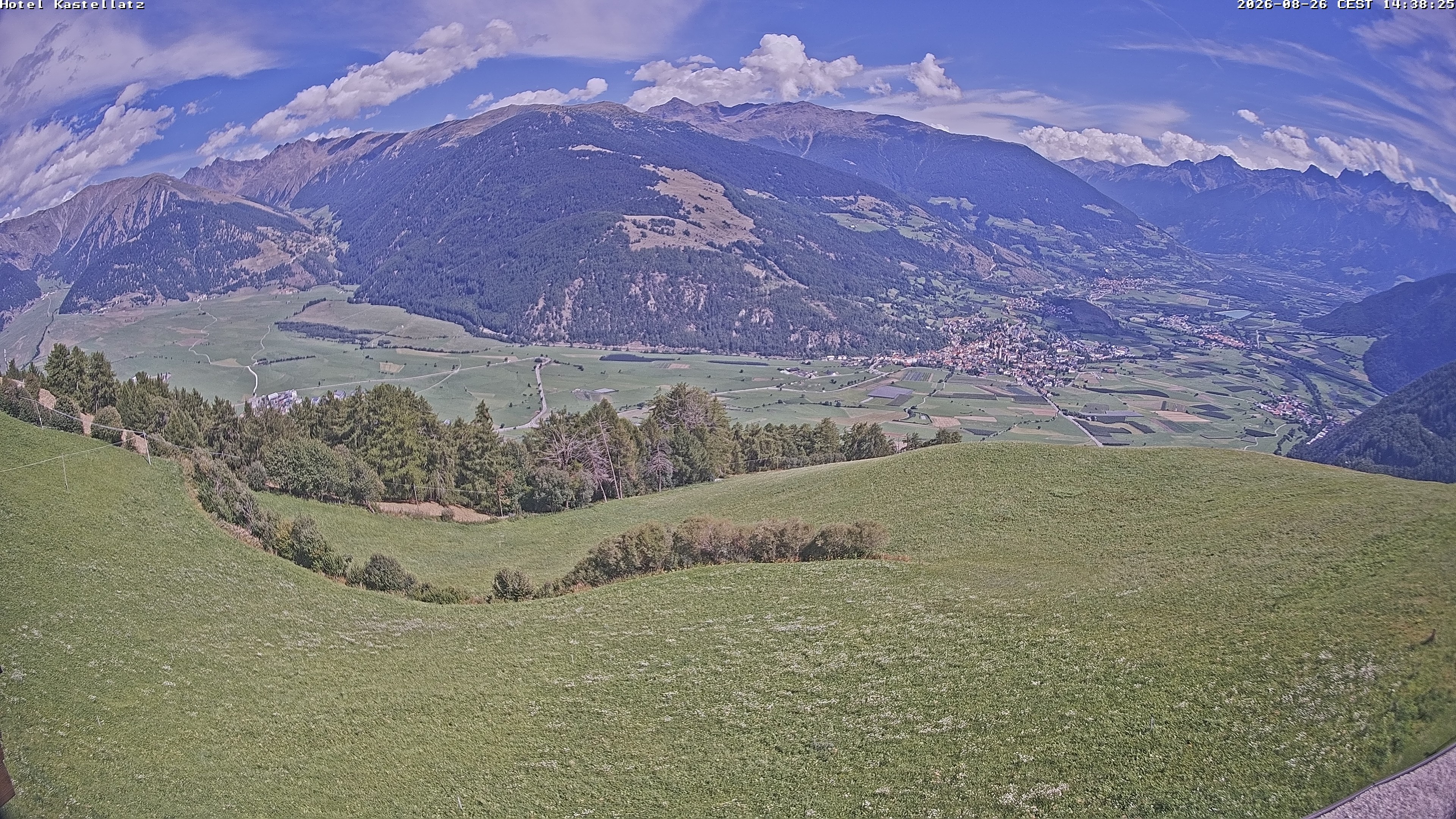 Archiv Foto Webcam Ausblick Kastellatz - Mals