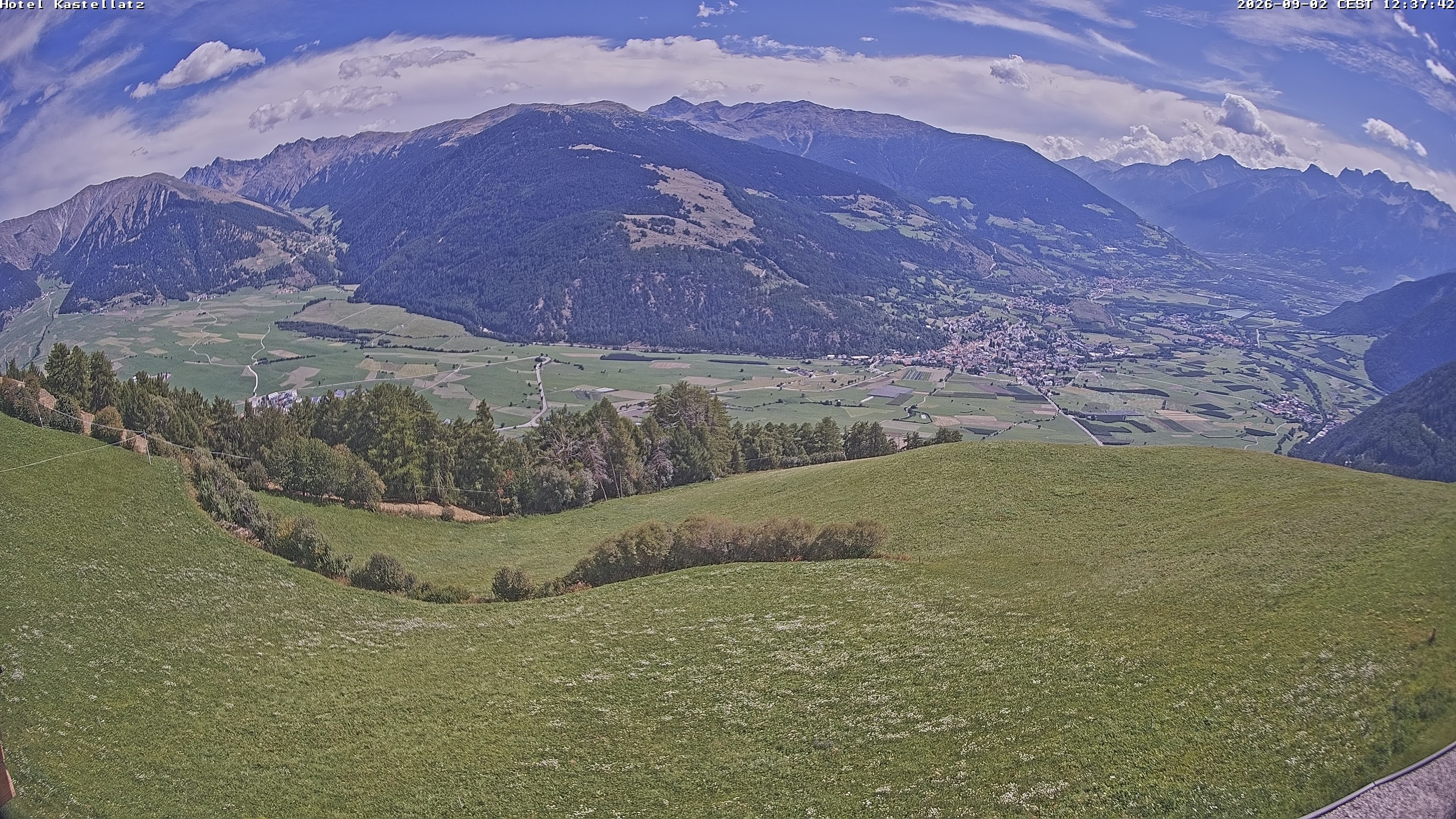 Archiv Foto Webcam Ausblick Kastellatz - Mals