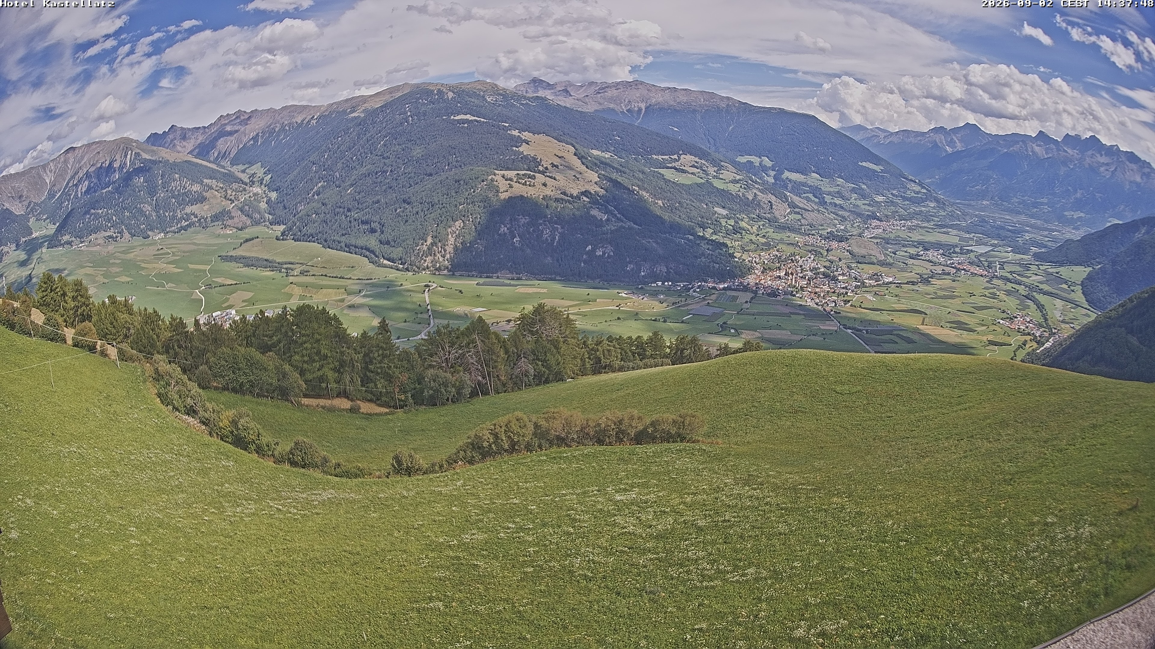 Archiv Foto Webcam Ausblick Kastellatz - Mals