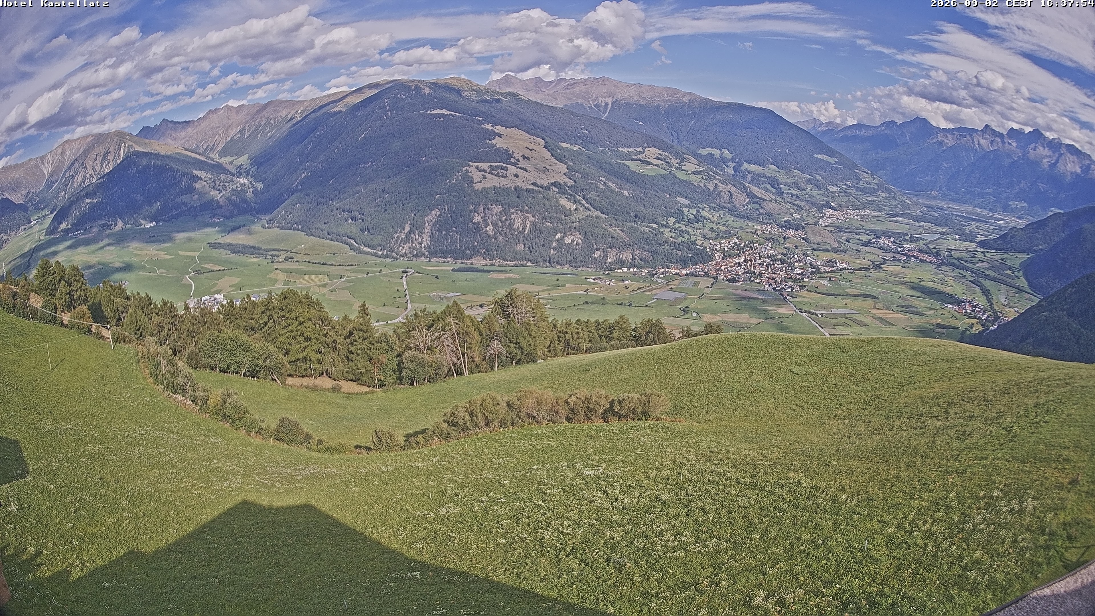 Archiv Foto Webcam Ausblick Kastellatz - Mals