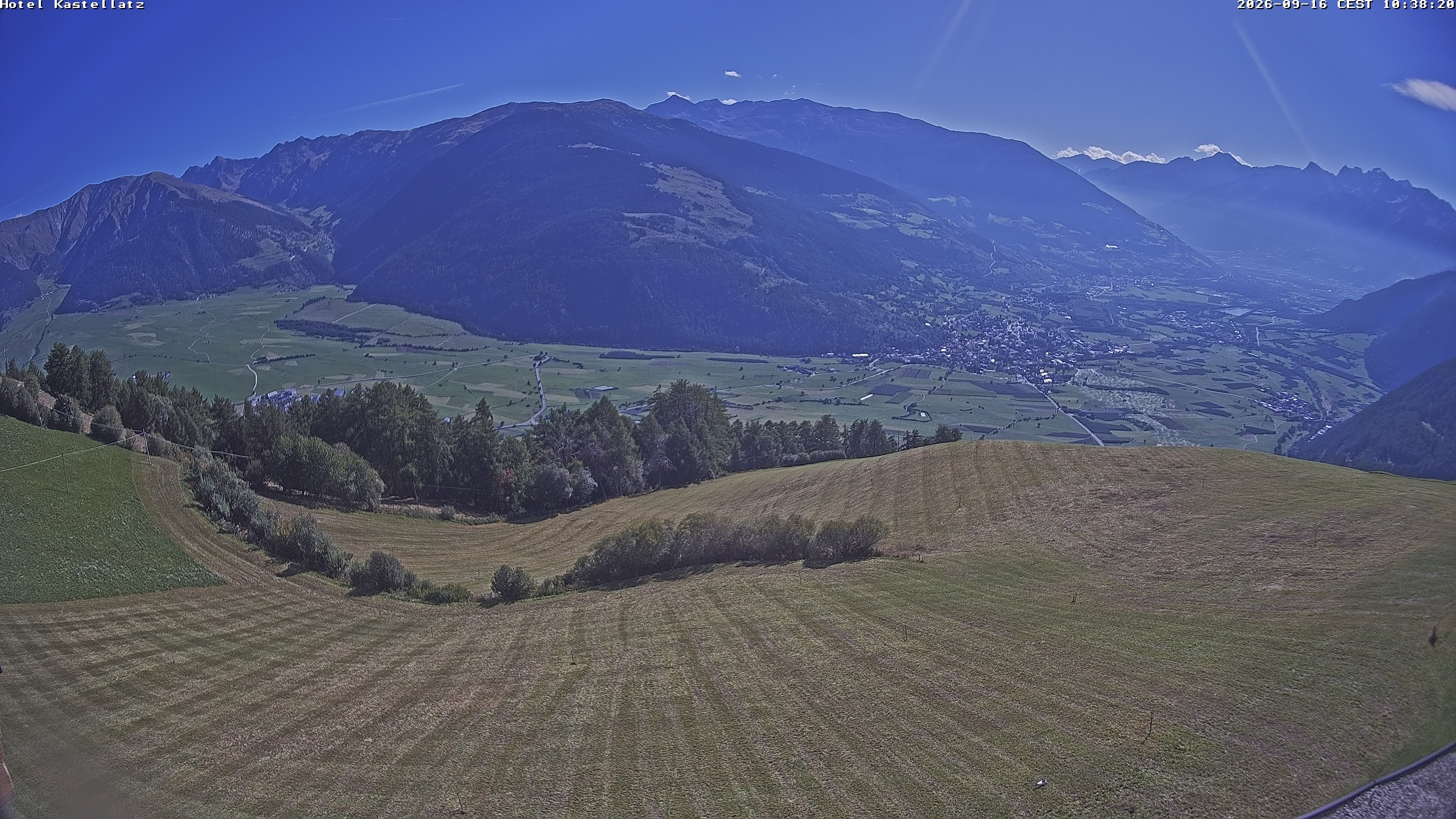 Archiv Foto Webcam Ausblick Kastellatz - Mals