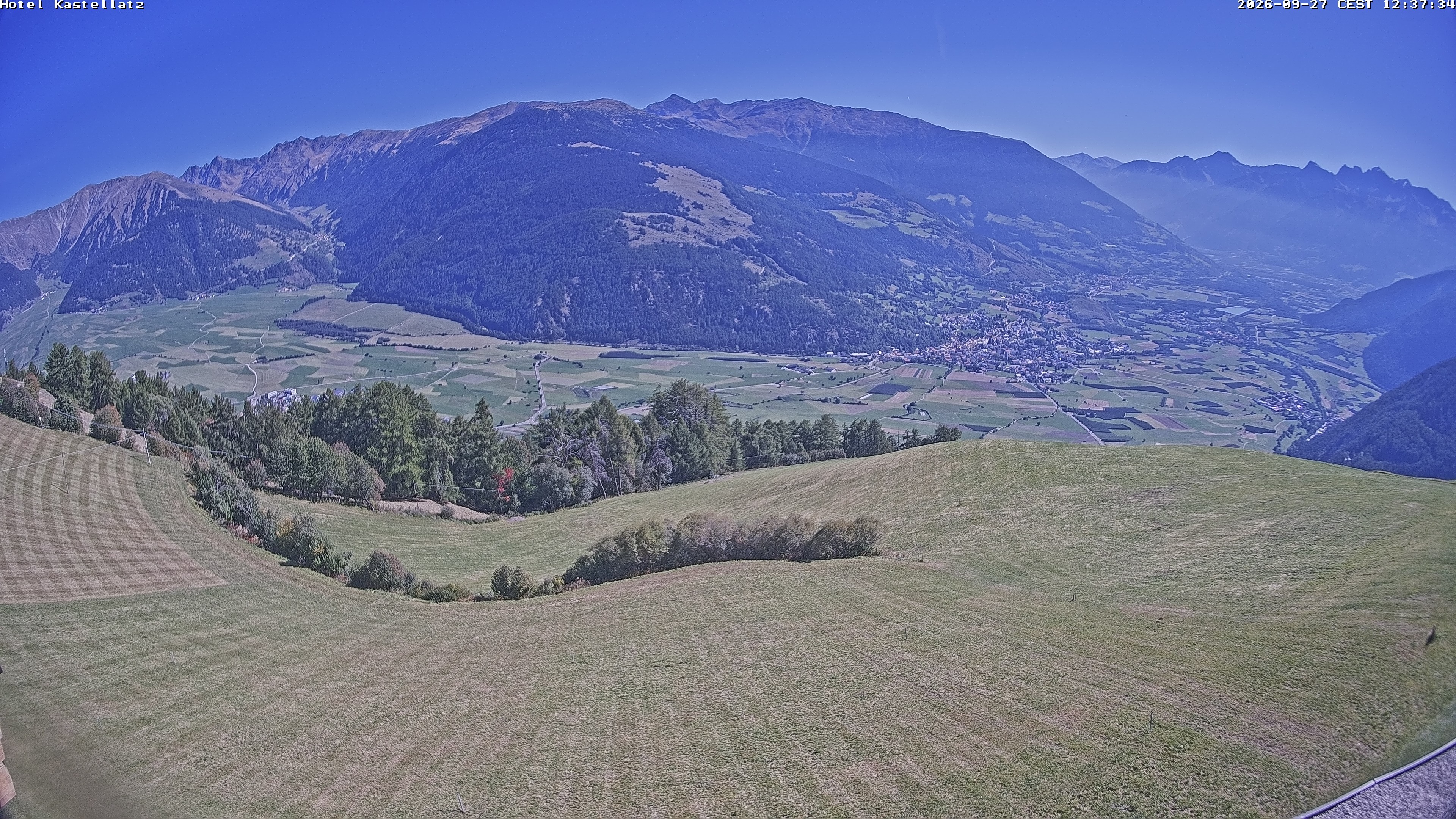 Archiv Foto Webcam Ausblick Kastellatz - Mals