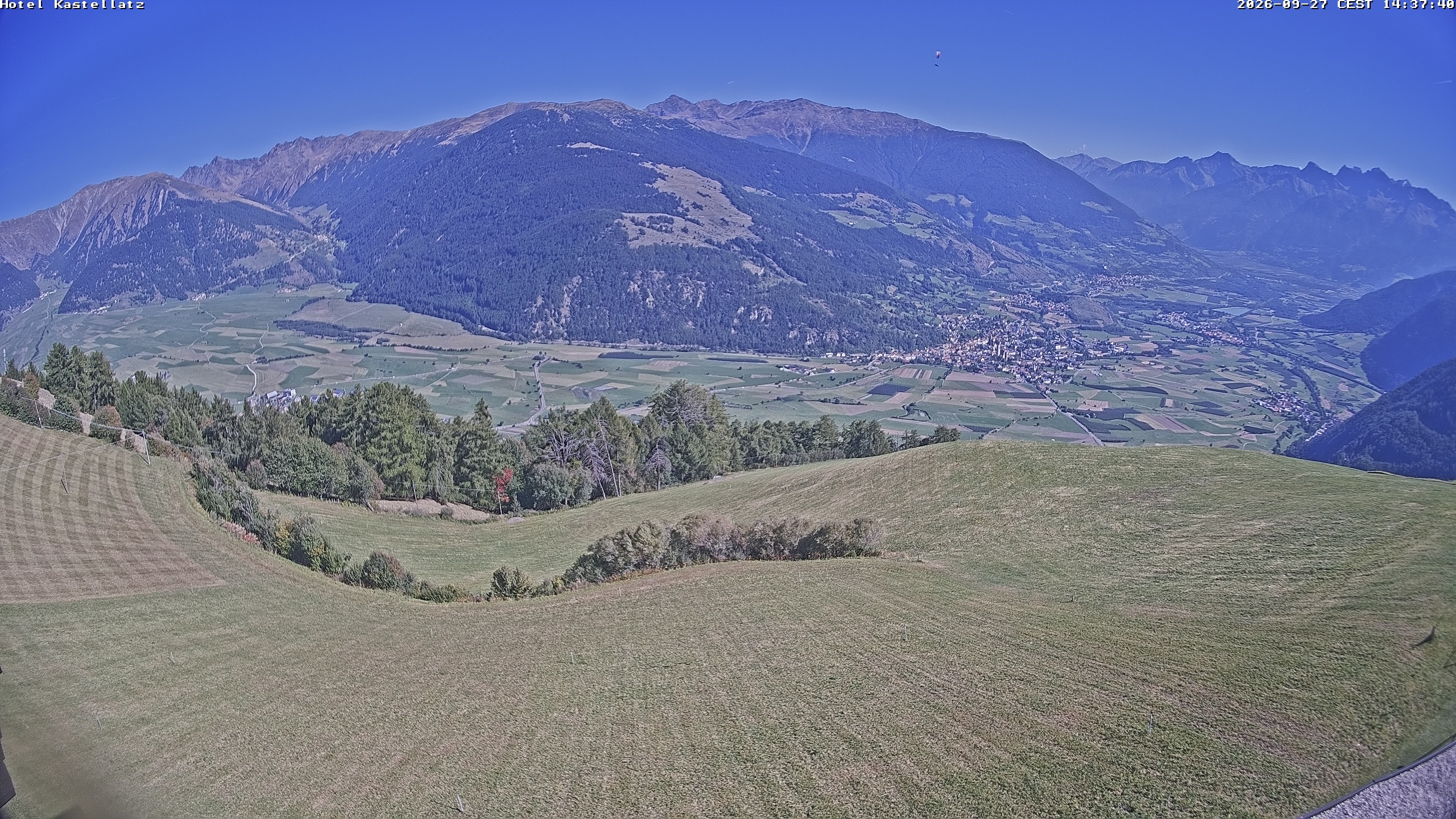 Archiv Foto Webcam Ausblick Kastellatz - Mals