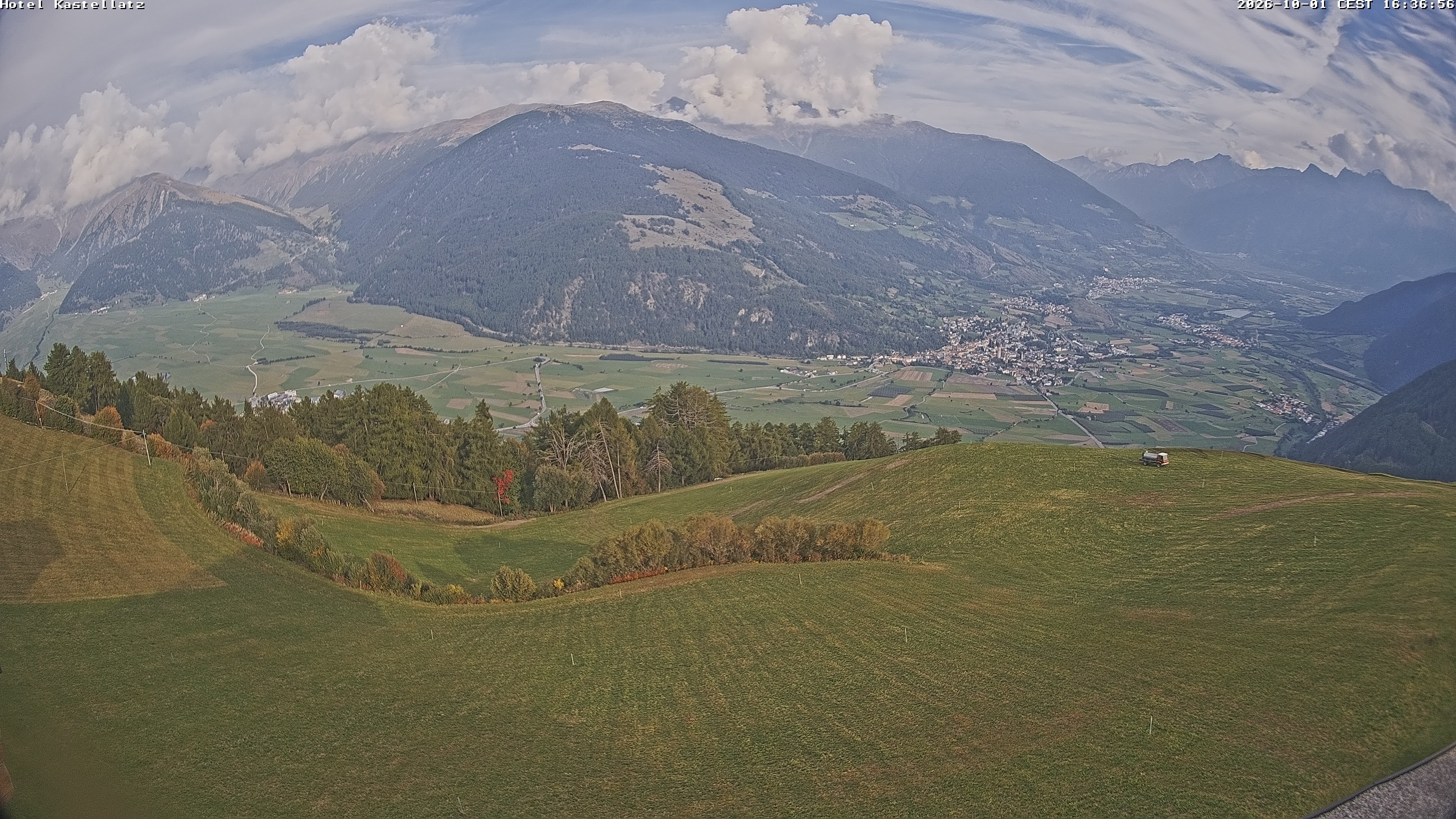 Archiv Foto Webcam Ausblick Kastellatz - Mals