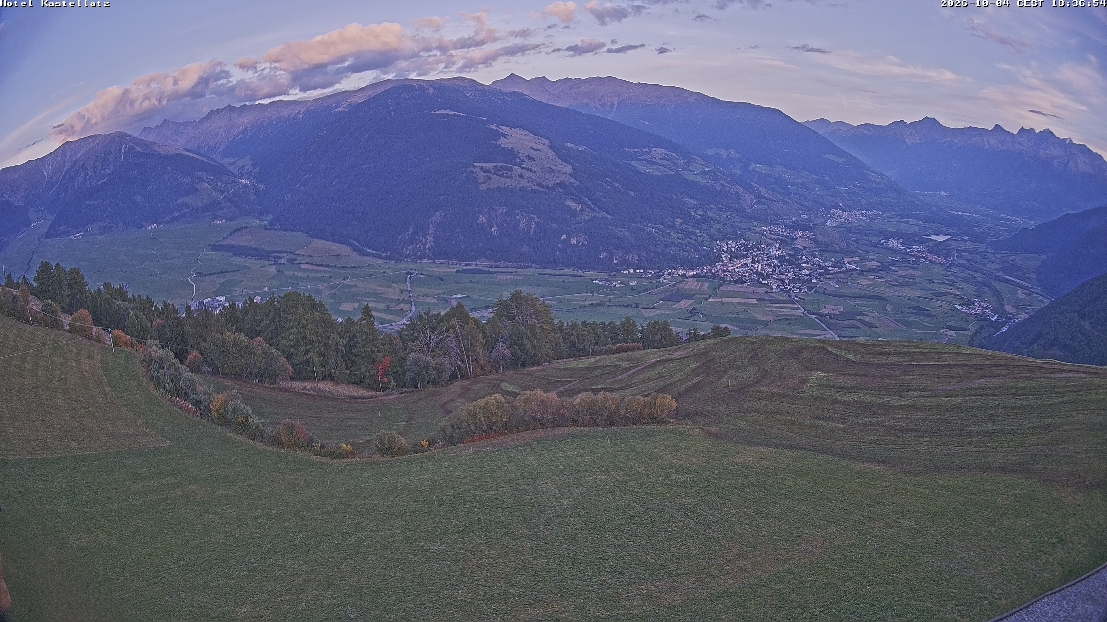 Archiv Foto Webcam Ausblick Kastellatz - Mals