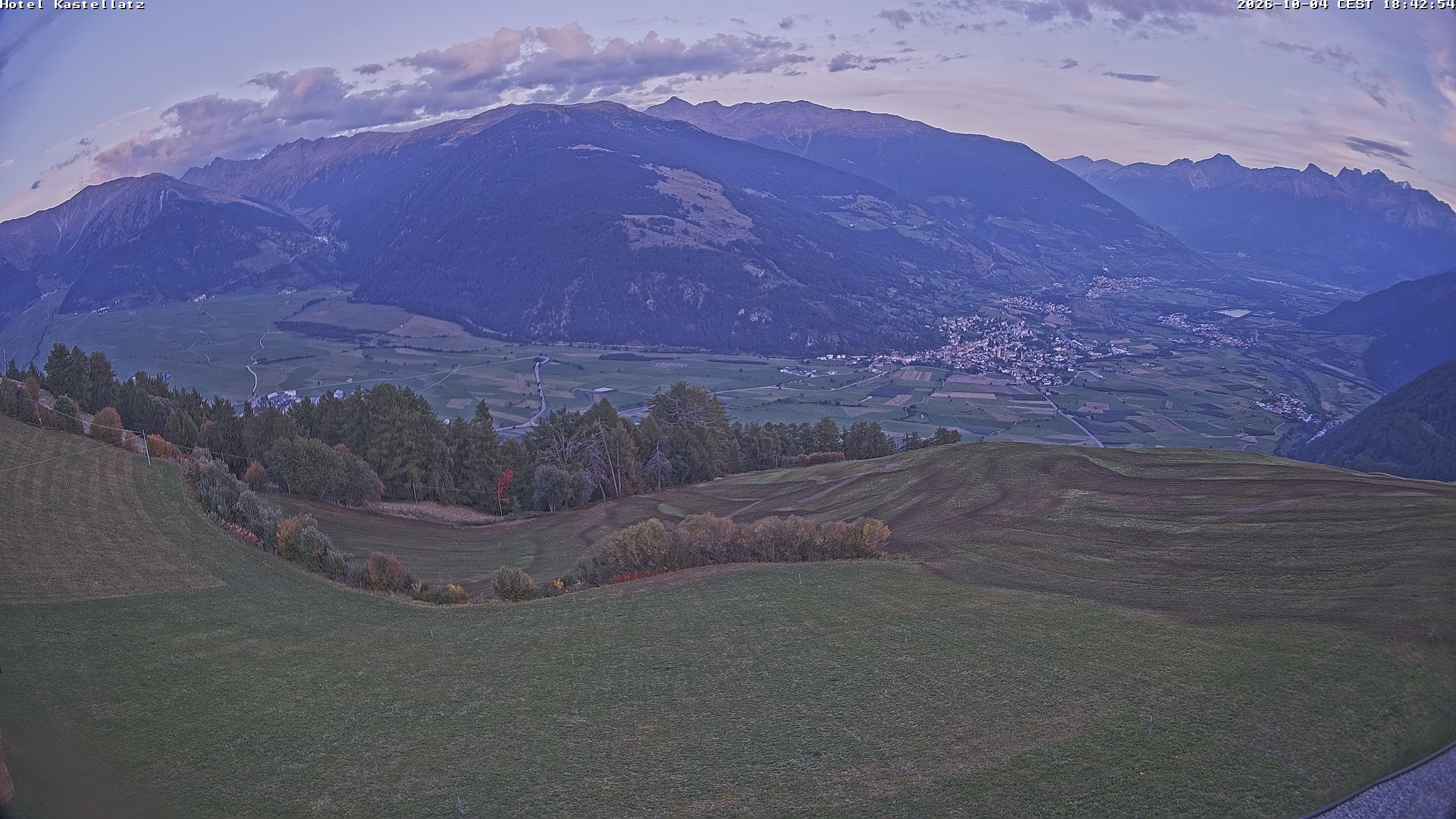 Archiv Foto Webcam Ausblick Kastellatz - Mals
