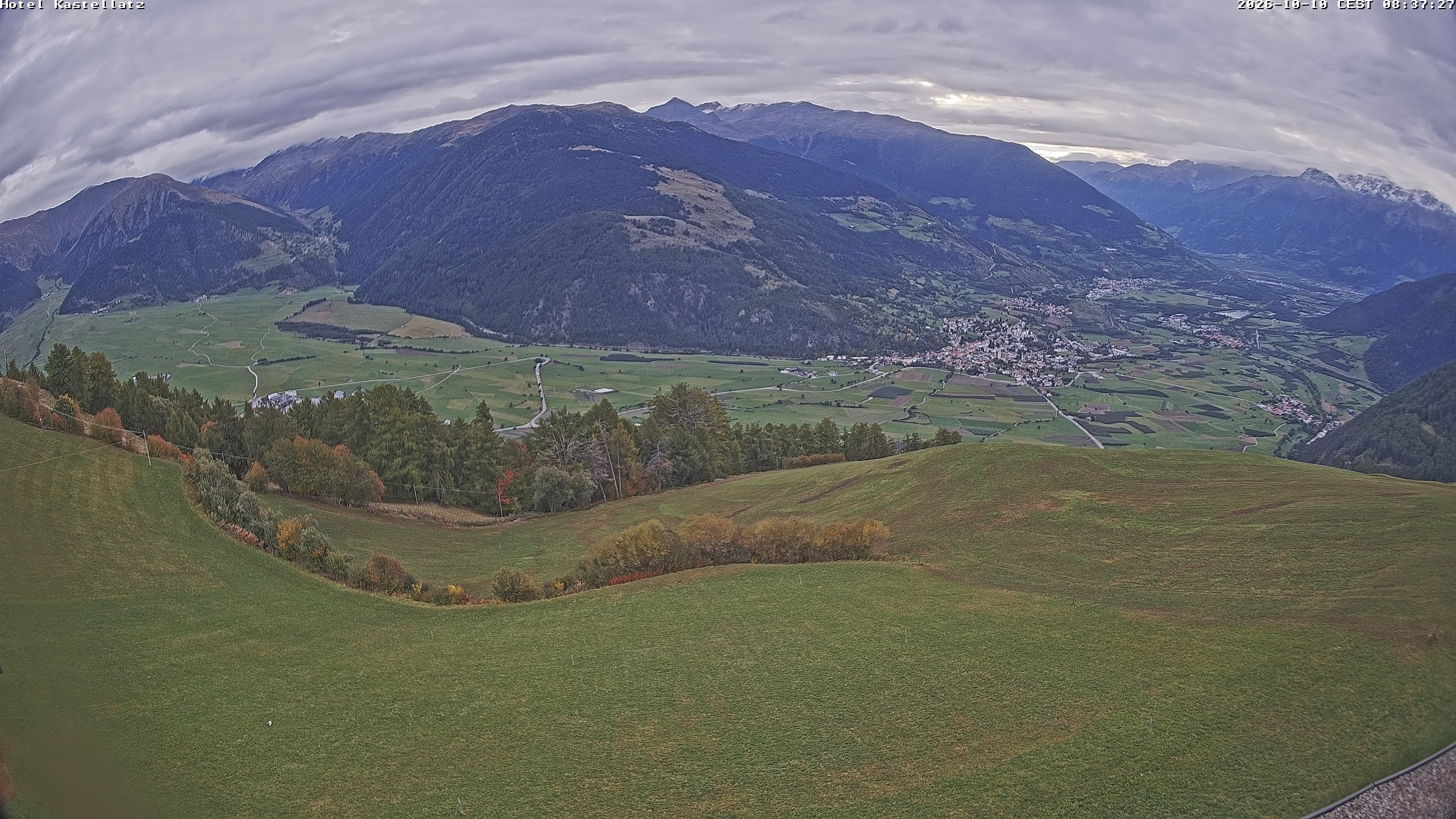 Archiv Foto Webcam Ausblick Kastellatz - Mals